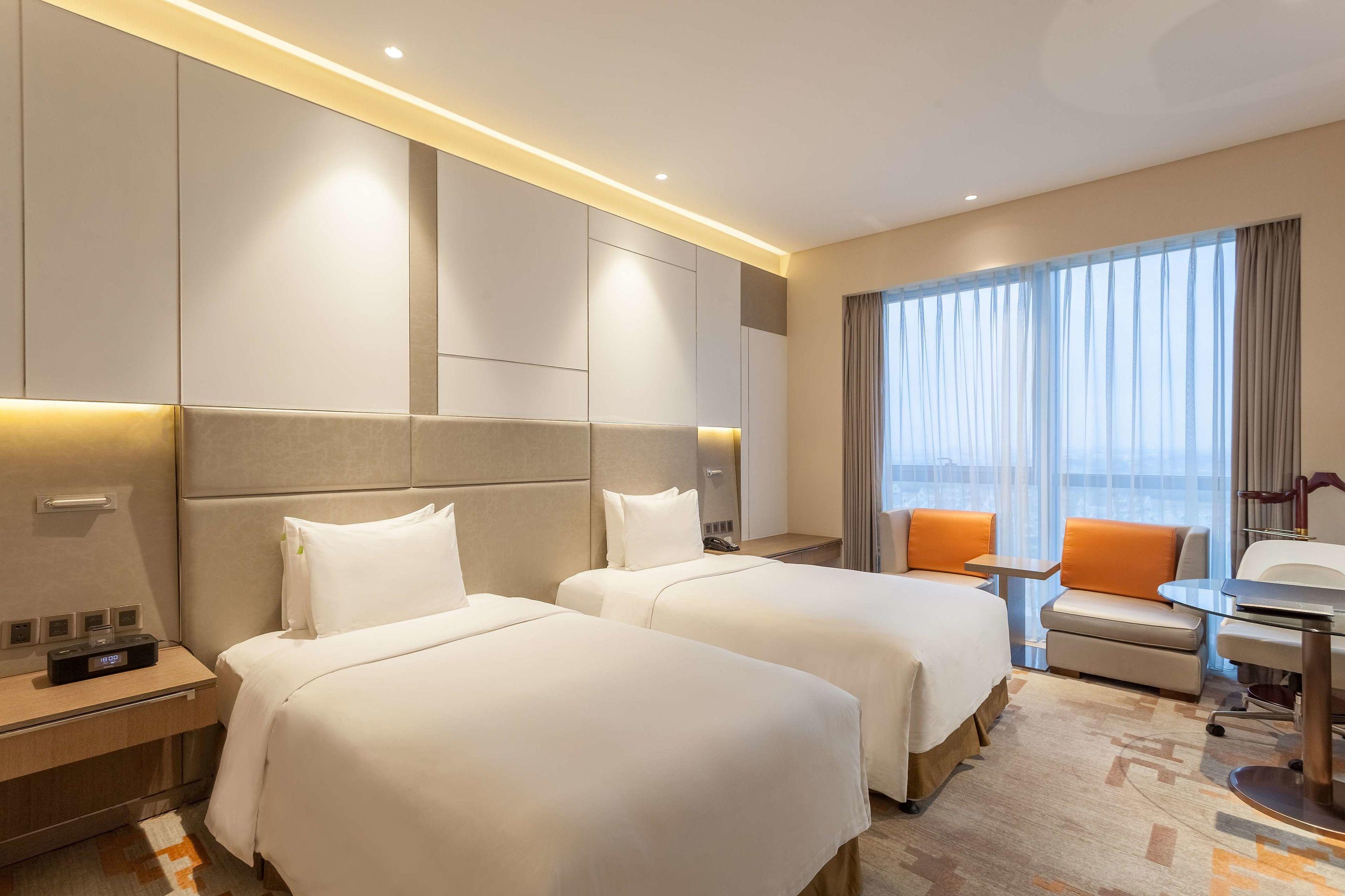 Radisson Exhibition Center Shanghai — photo 5