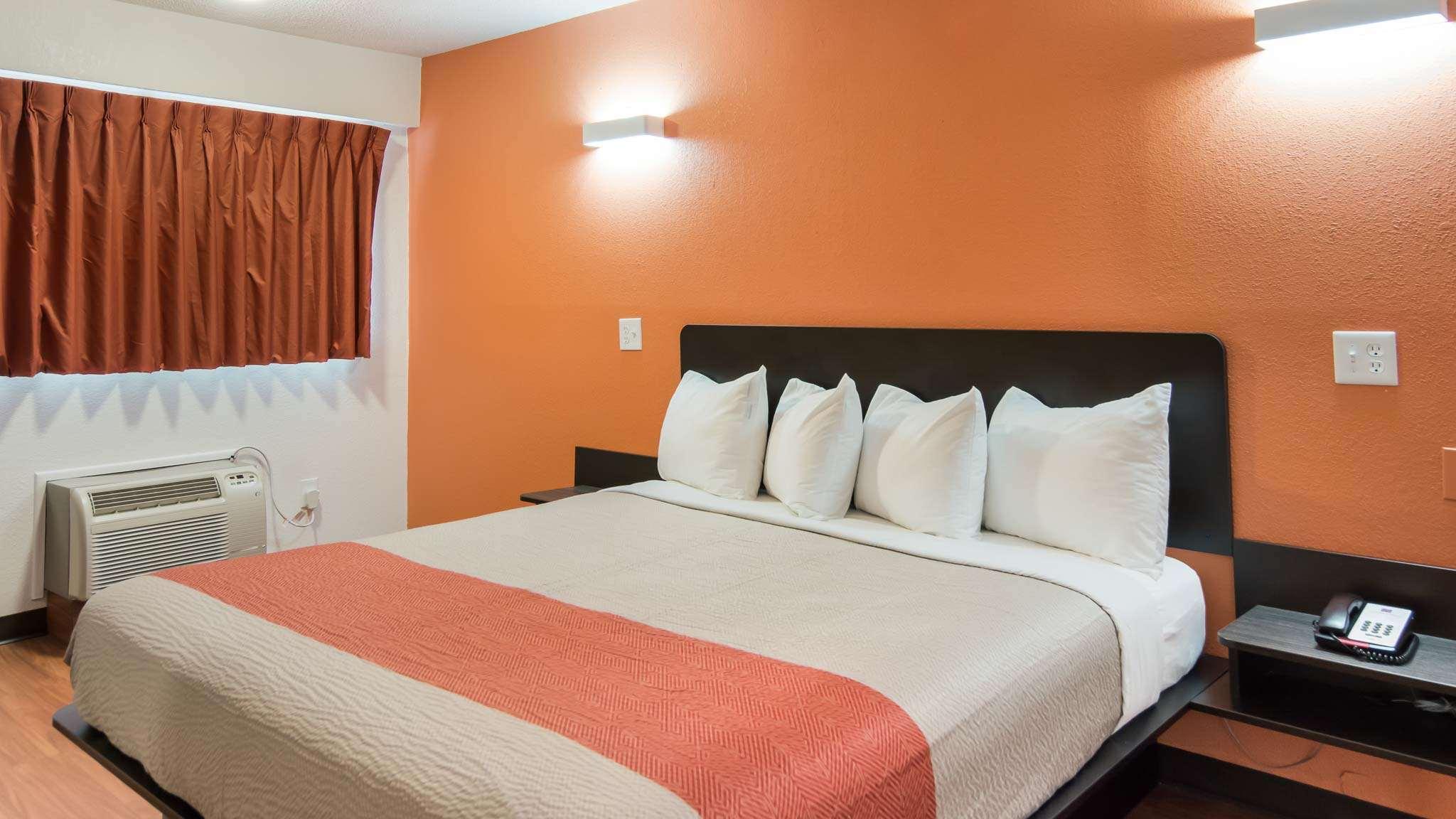 Motel 6 Richmond VA — photo 4