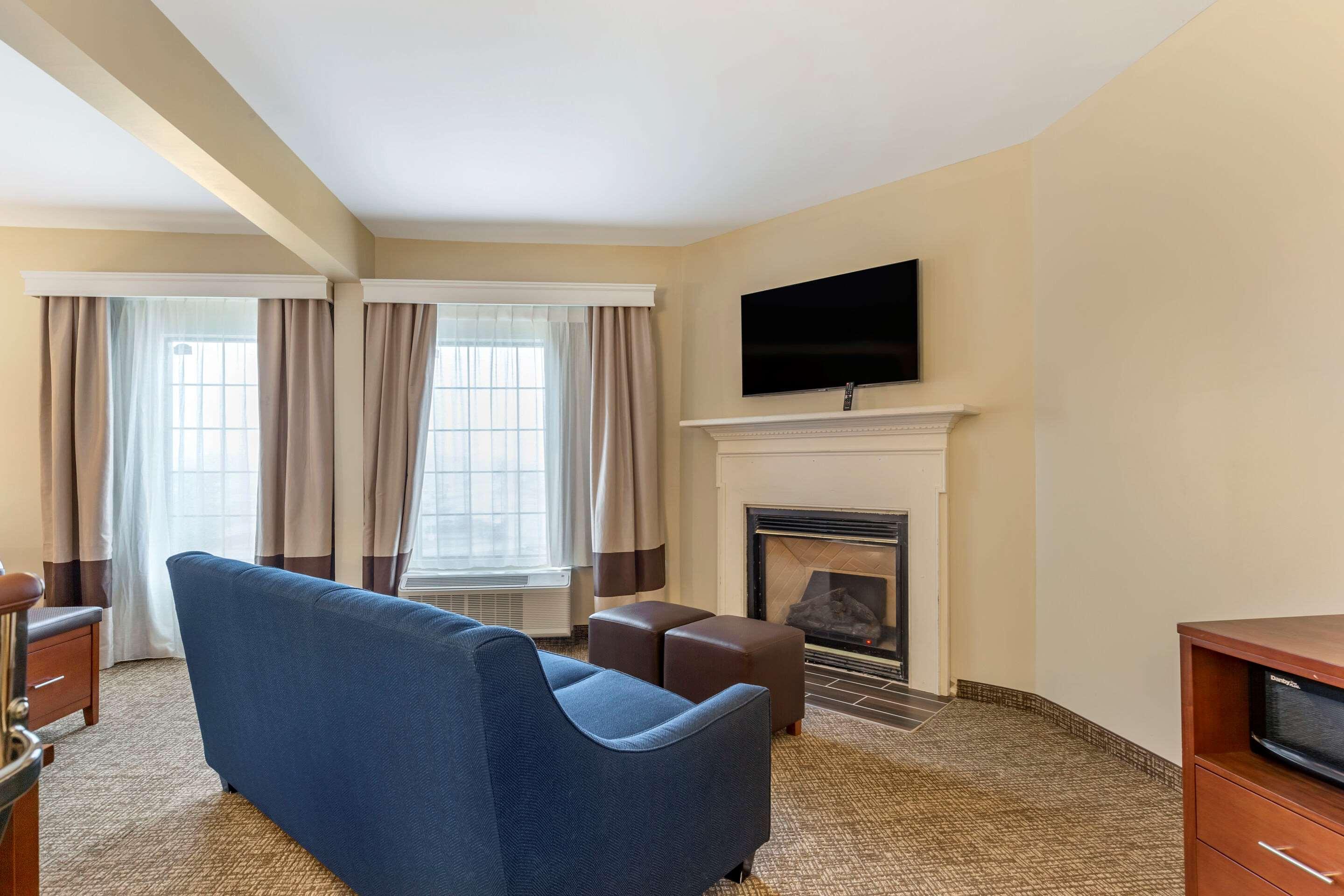 Comfort Suites near Camp Lejeune — photo 5