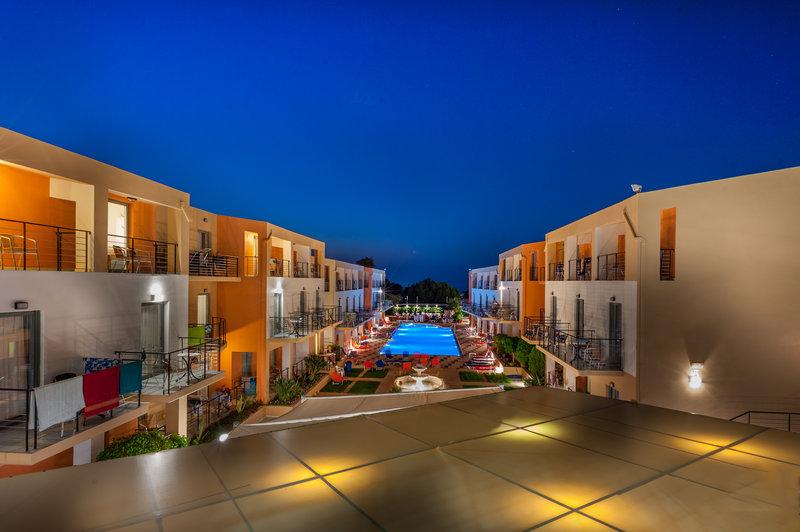 Sunrise Village Hotel — photo 3