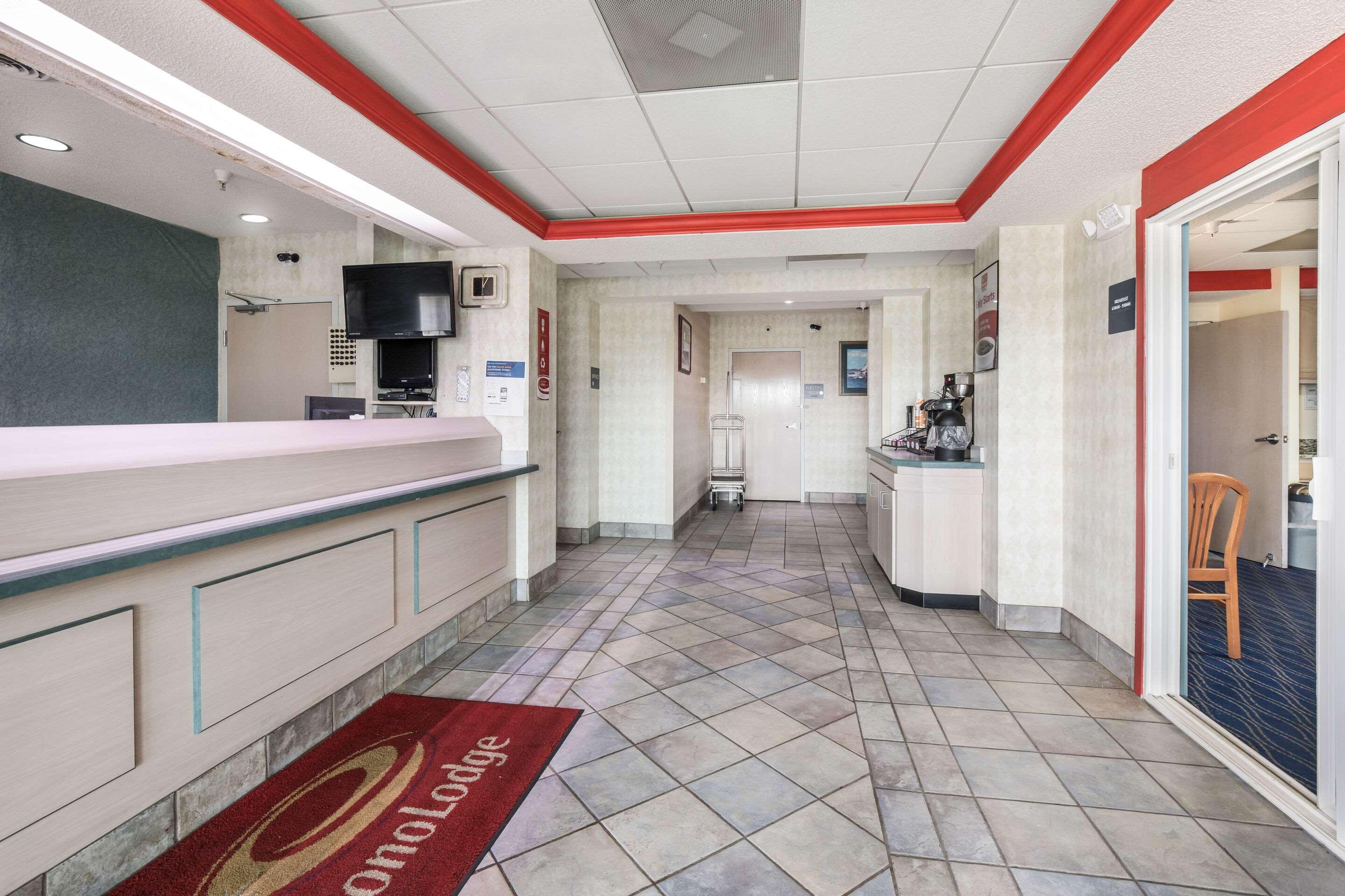 Econo Lodge — photo 4