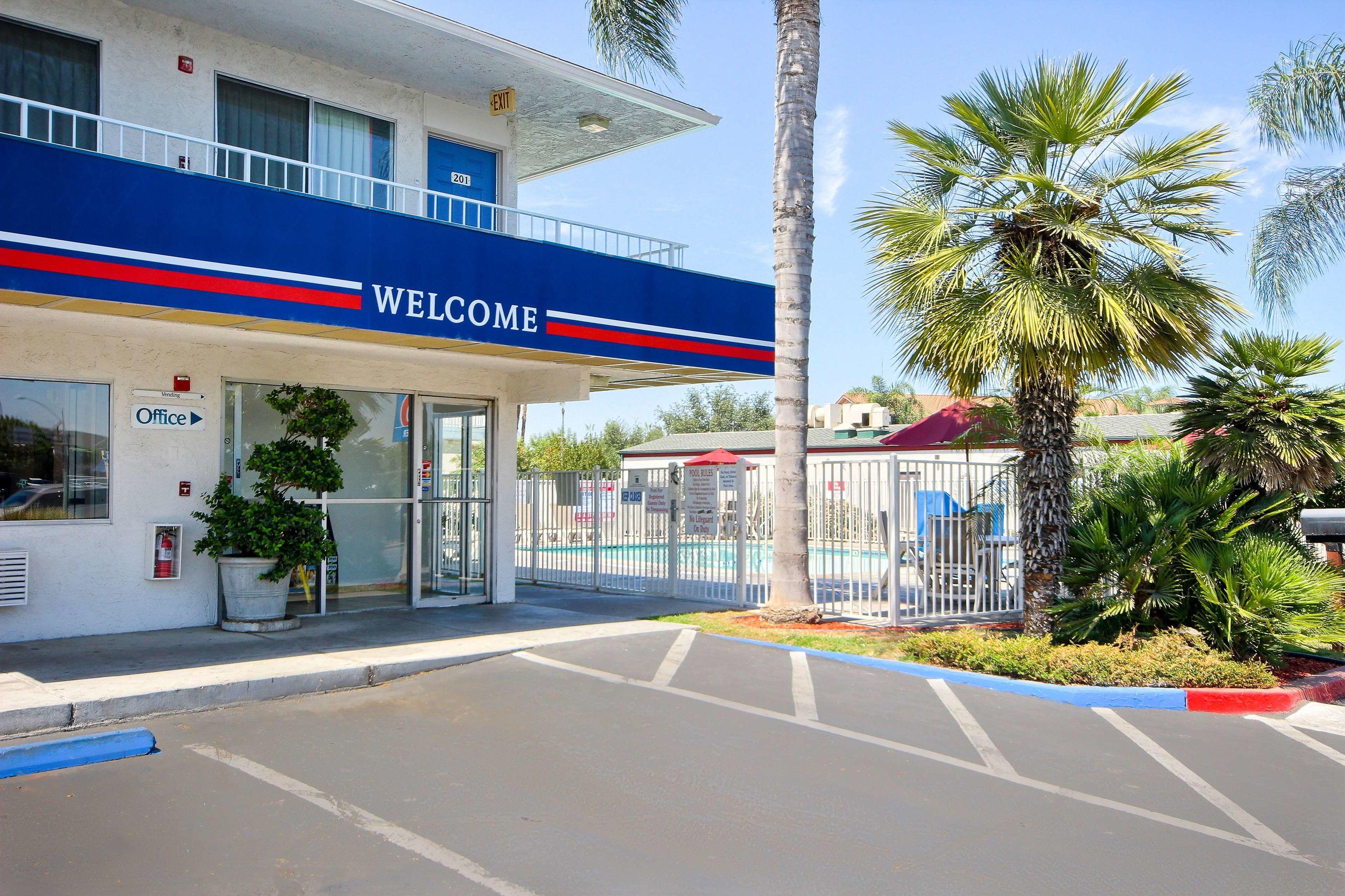 Motel 6 Tulare — photo 3