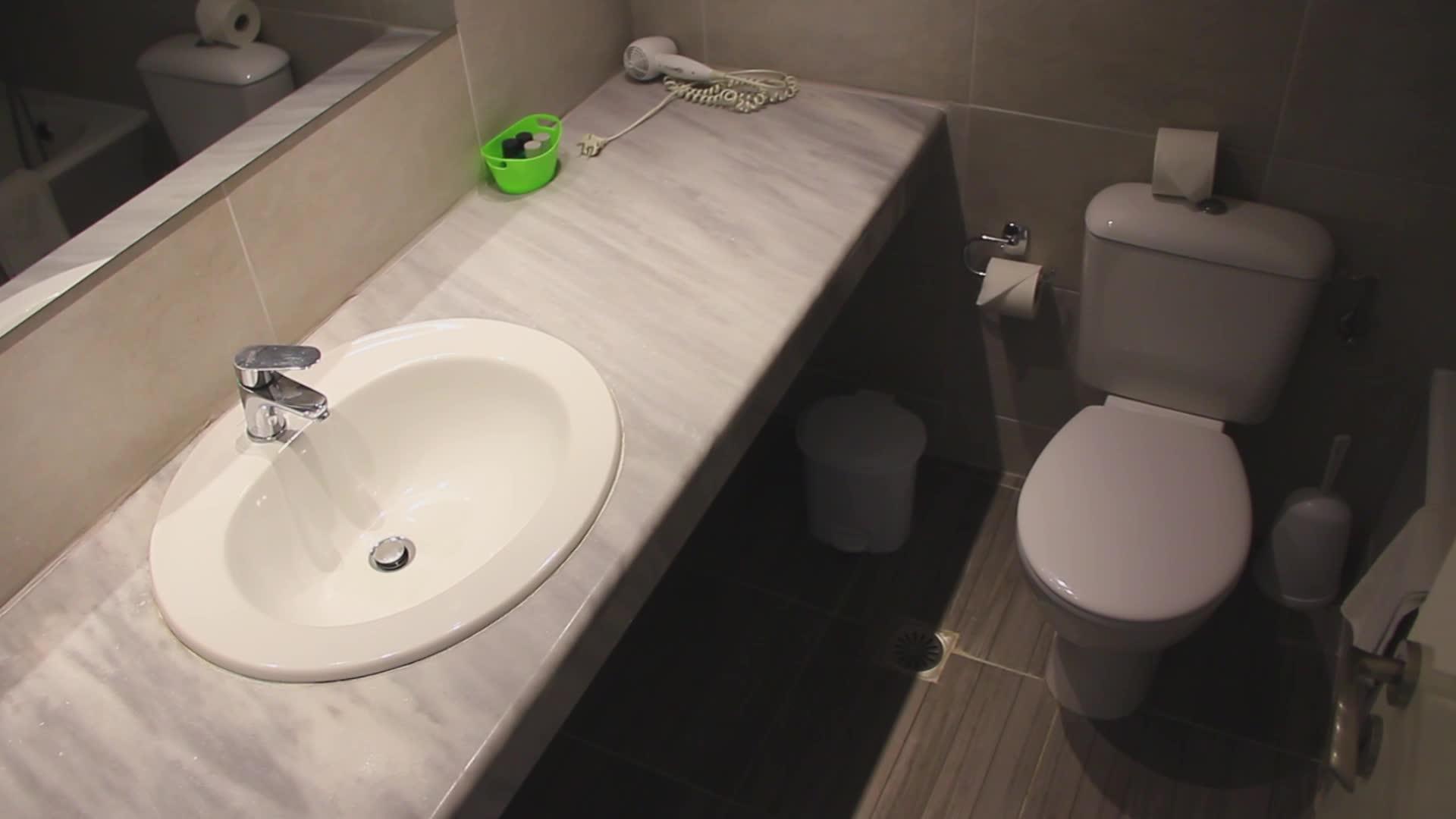 Alexander House — photo 5