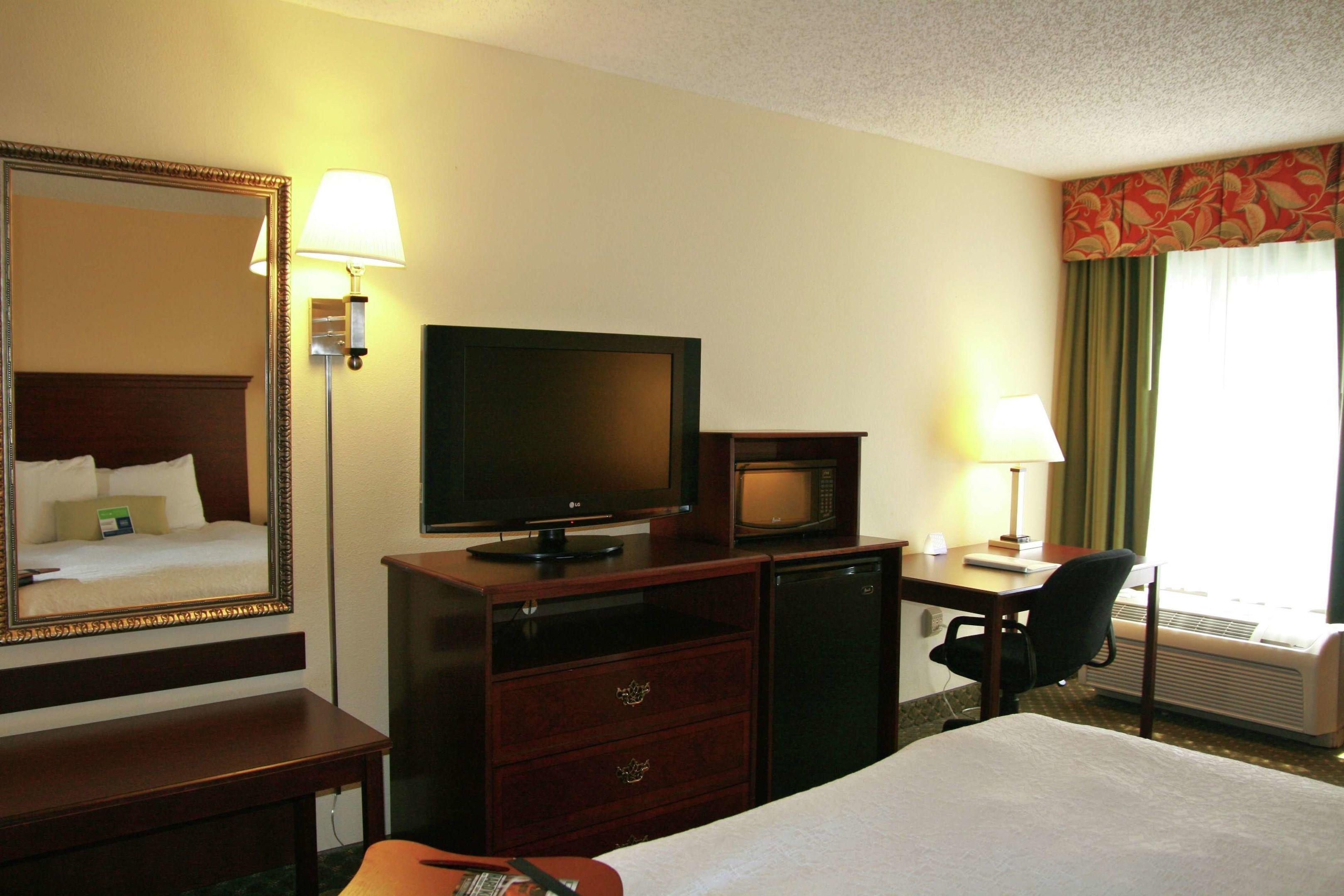 Hampton Inn New Bern — photo 4