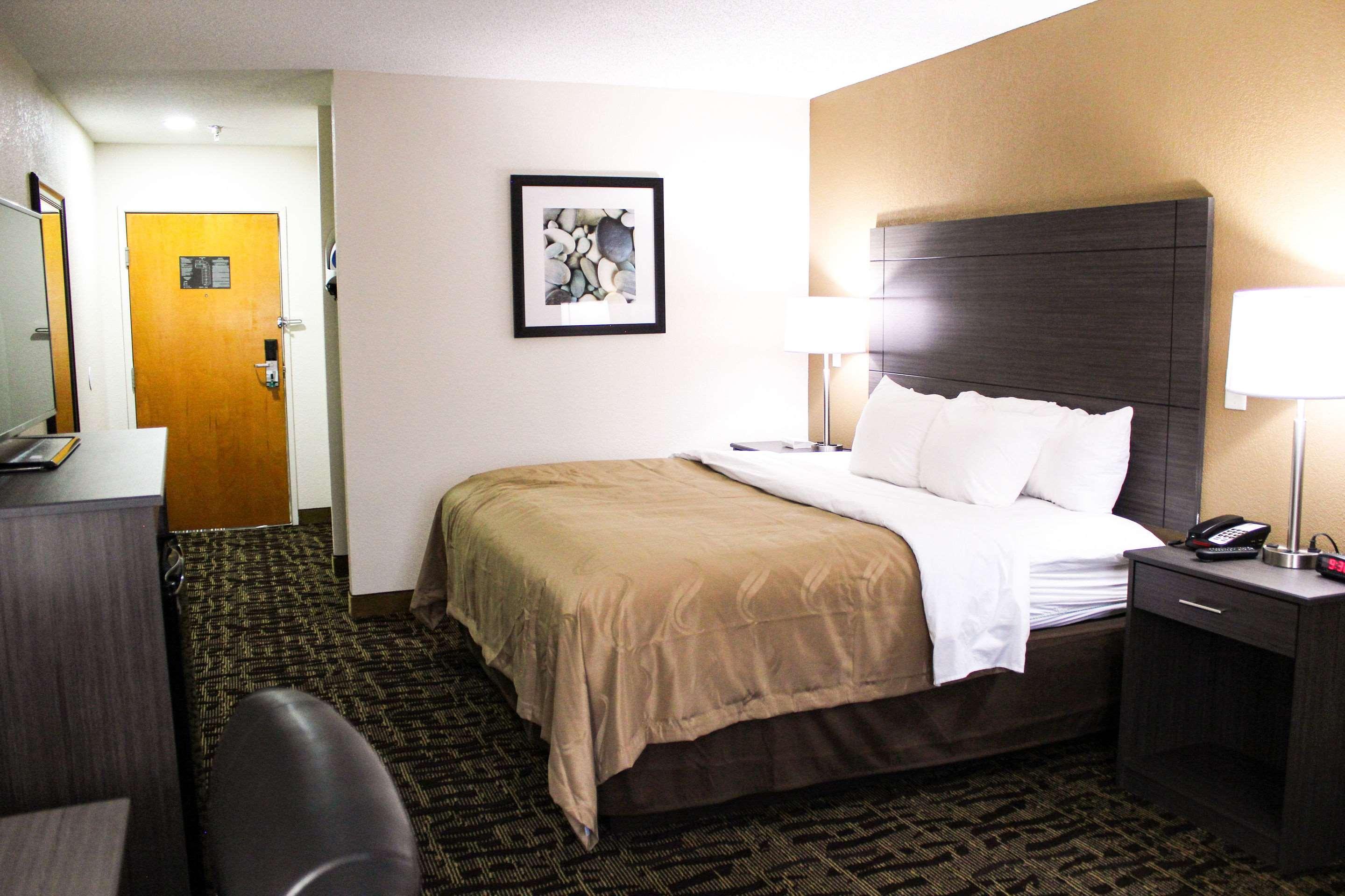 Quality Inn Clinton — photo 3