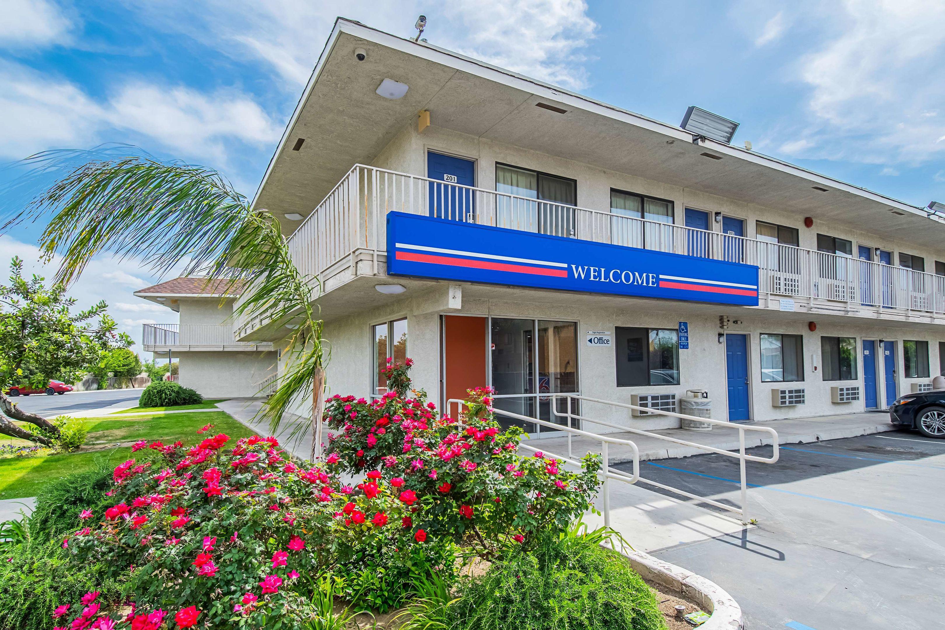 Motel 6 Bakersfield Airport — photo 5