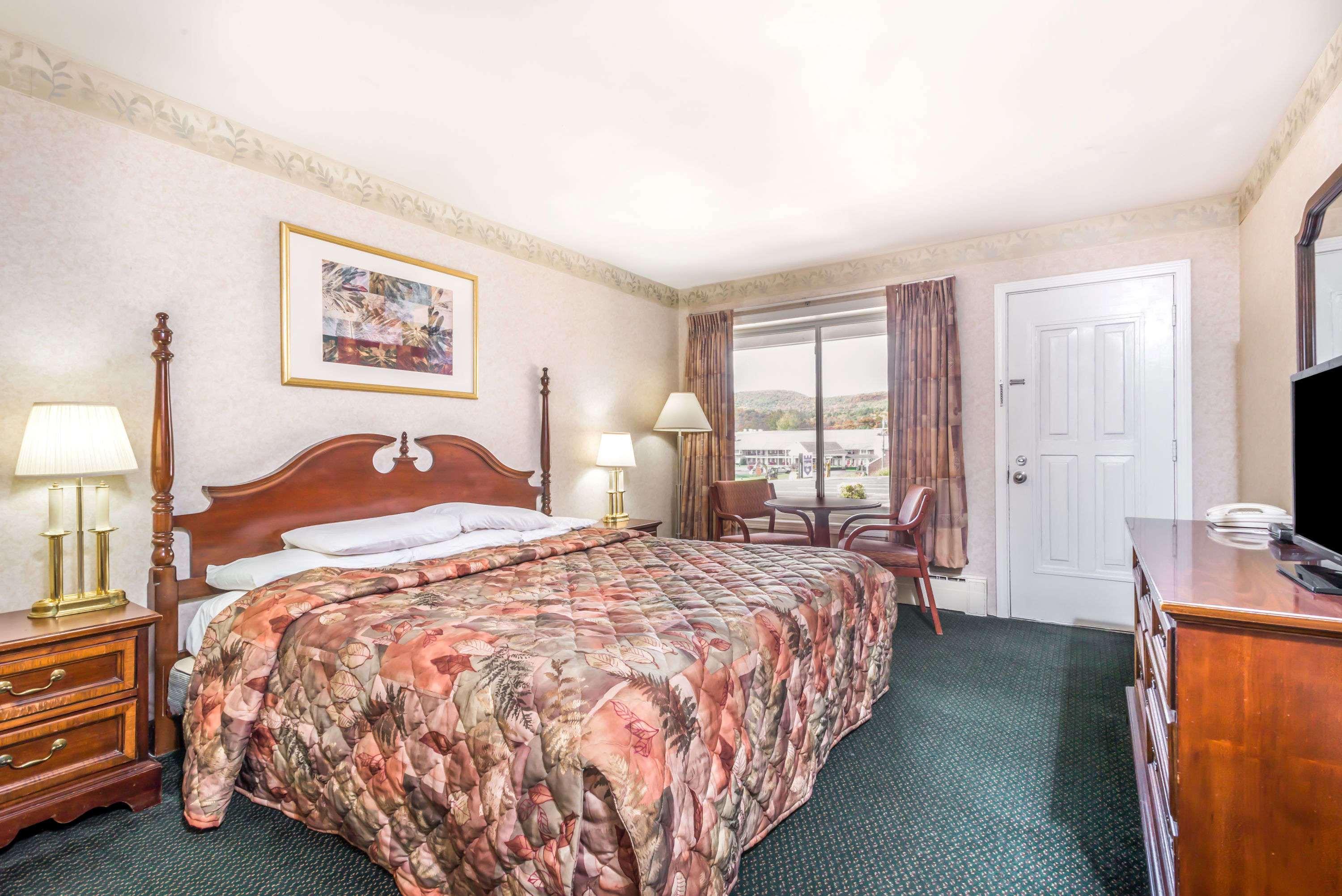 Knights Inn Lenox — photo 4