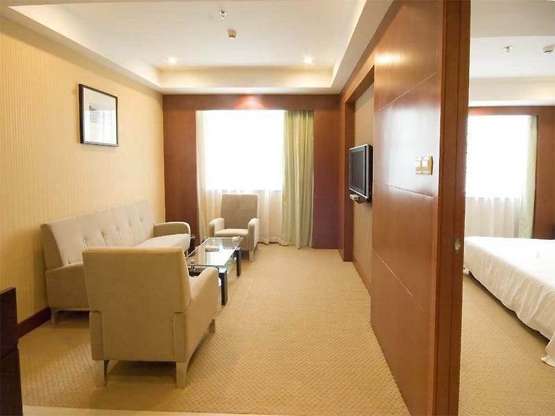 Yijia Business Inn — photo 4
