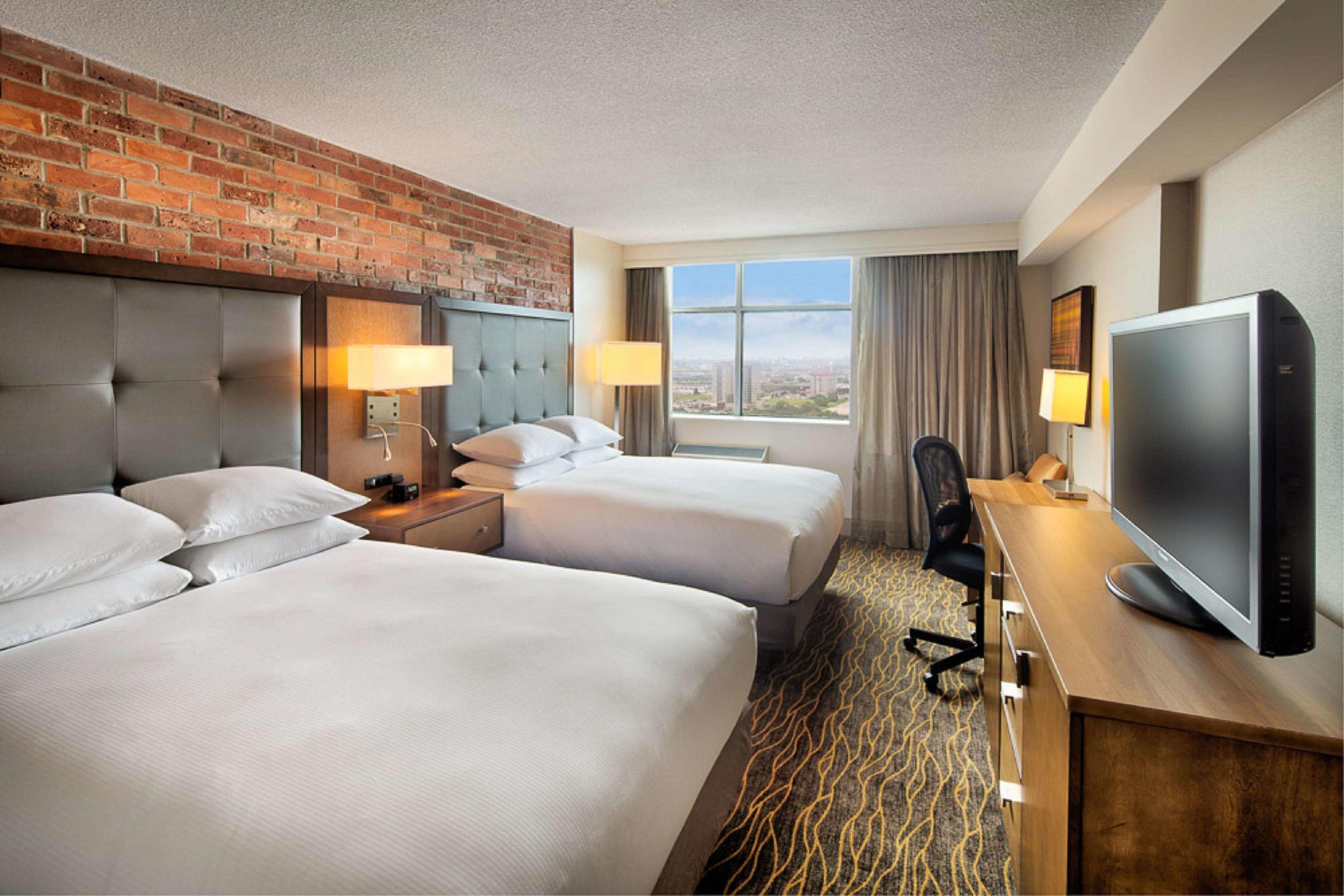 DoubleTree by Hilton Toronto Airport — photo 5