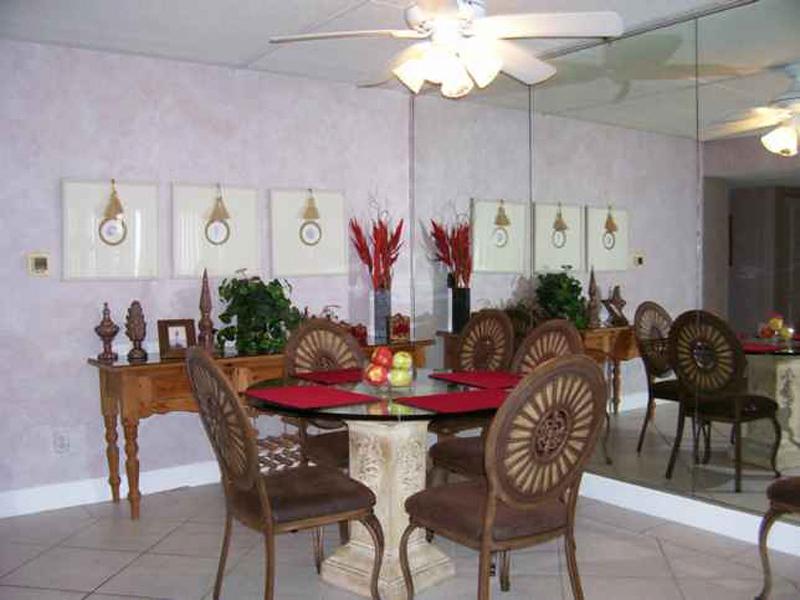 Island Echos ResortQuest by Wyndham Vacatin Rentals — photo 5