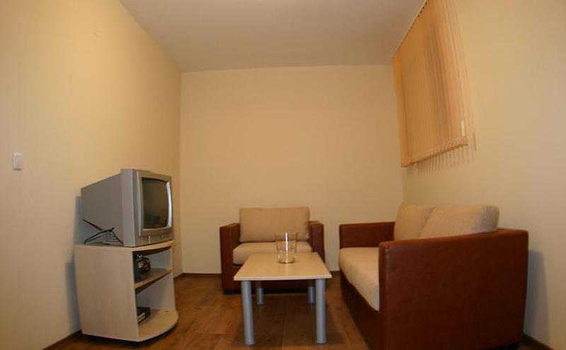 Snowplough Apartments — photo 4