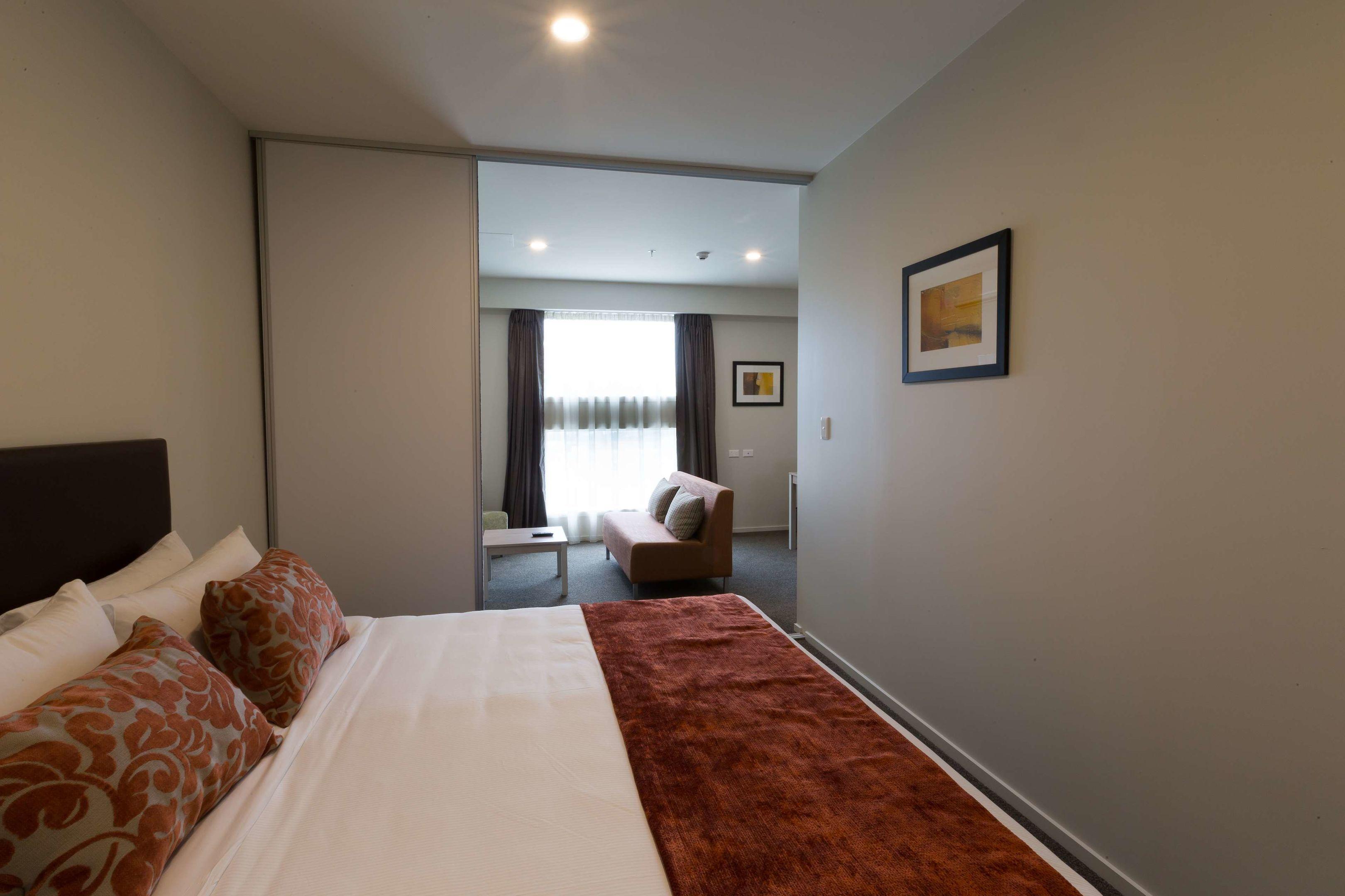 Ramada Suites Christchurch City — photo 5