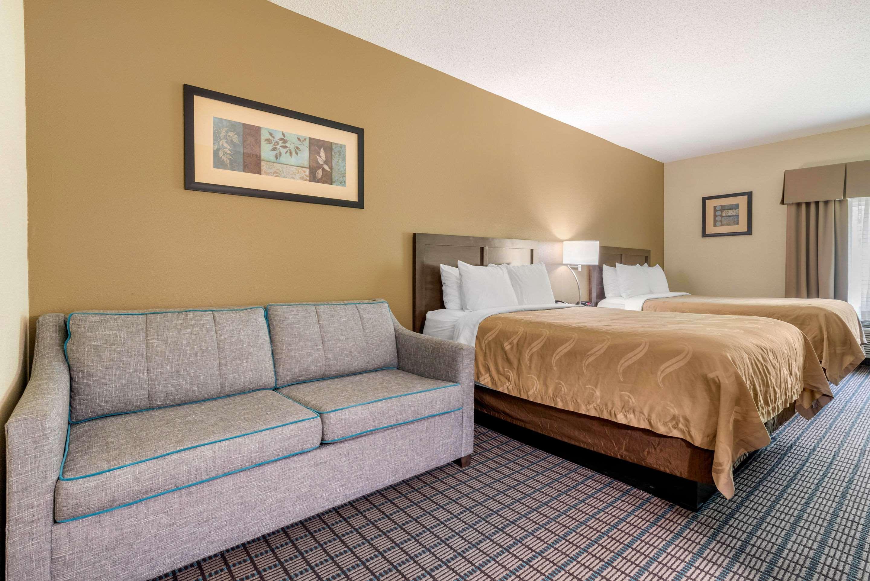 Quality Inn & Suites — photo 3