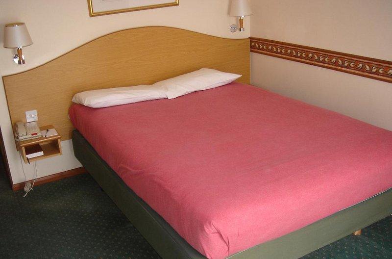 Ramada Oxford — photo 5