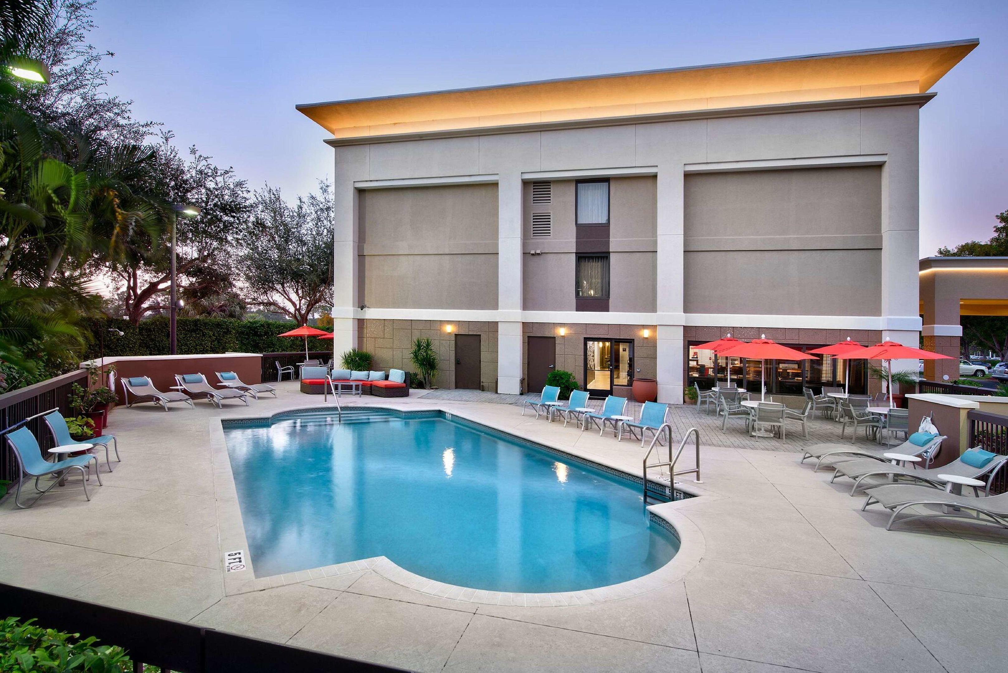 Hampton Inn Naples/I-75 — photo 4