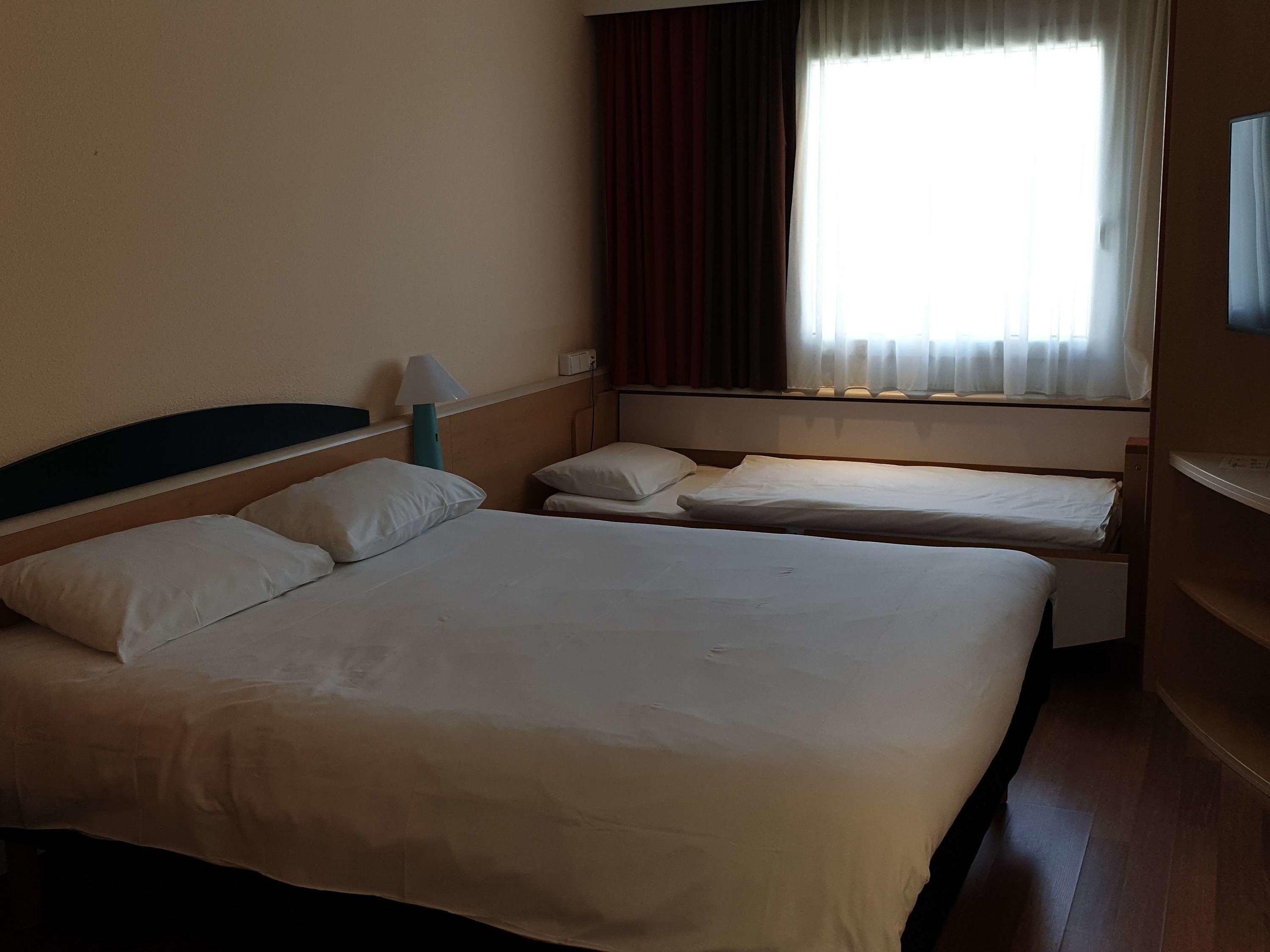 ibis Hamburg Airport — photo 5