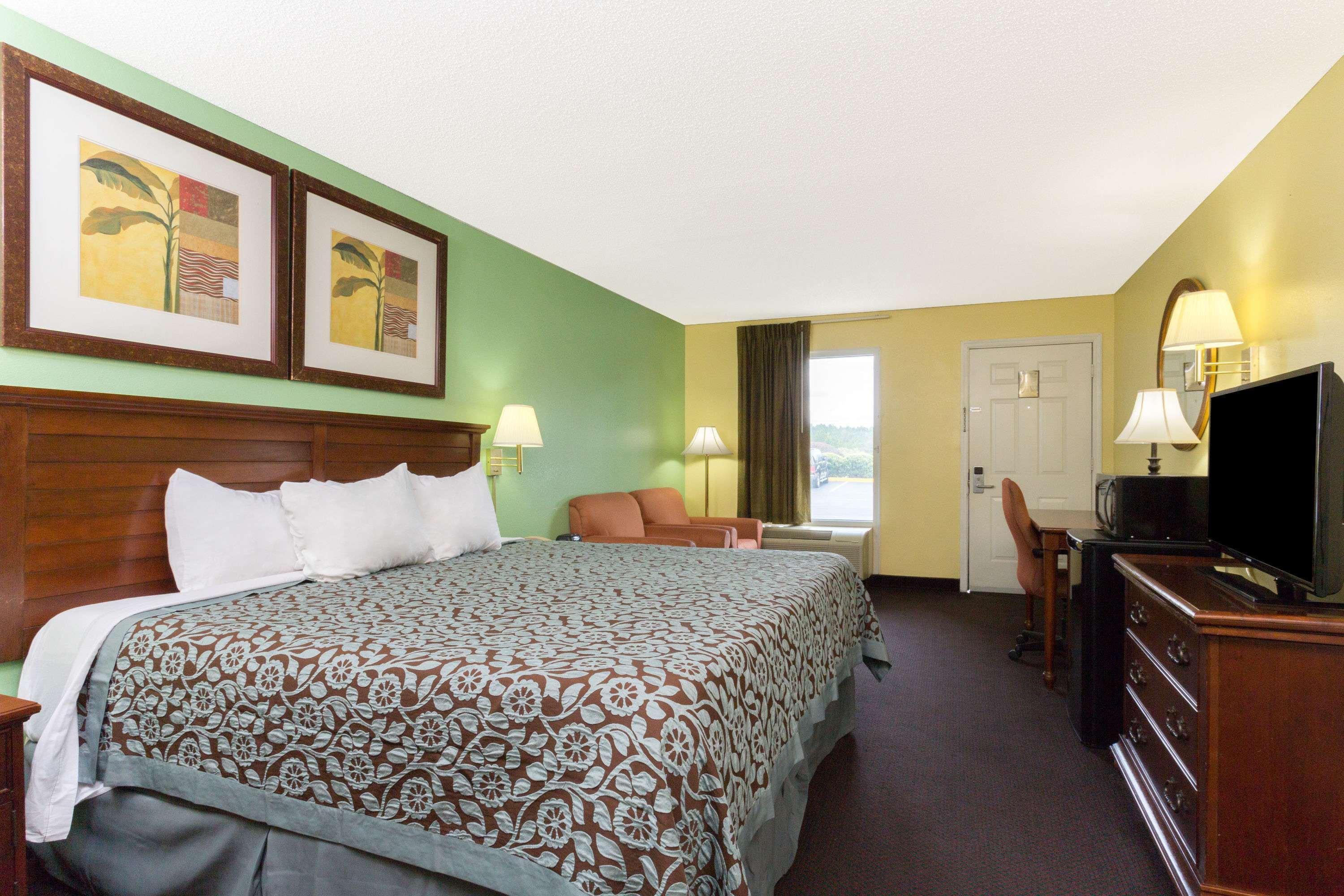 Days Inn Lamont/Monticello — photo 4