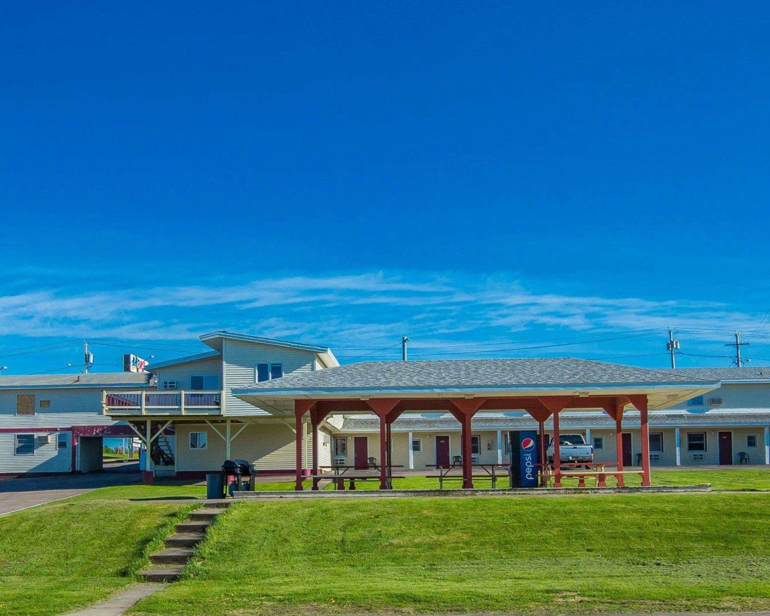Econo Lodge Malone — photo 3