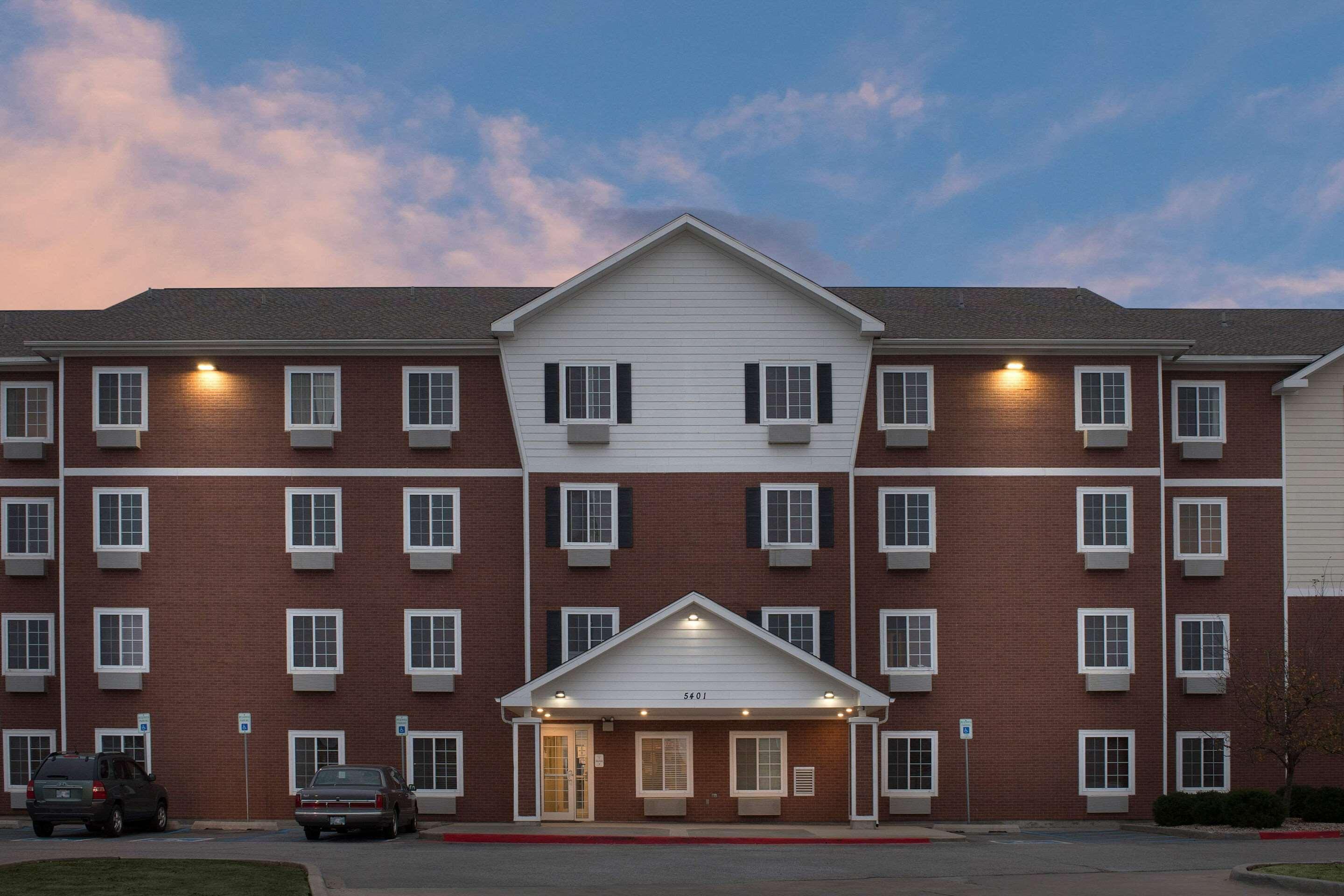 WoodSpring Suites Oklahoma City Norman — photo 4