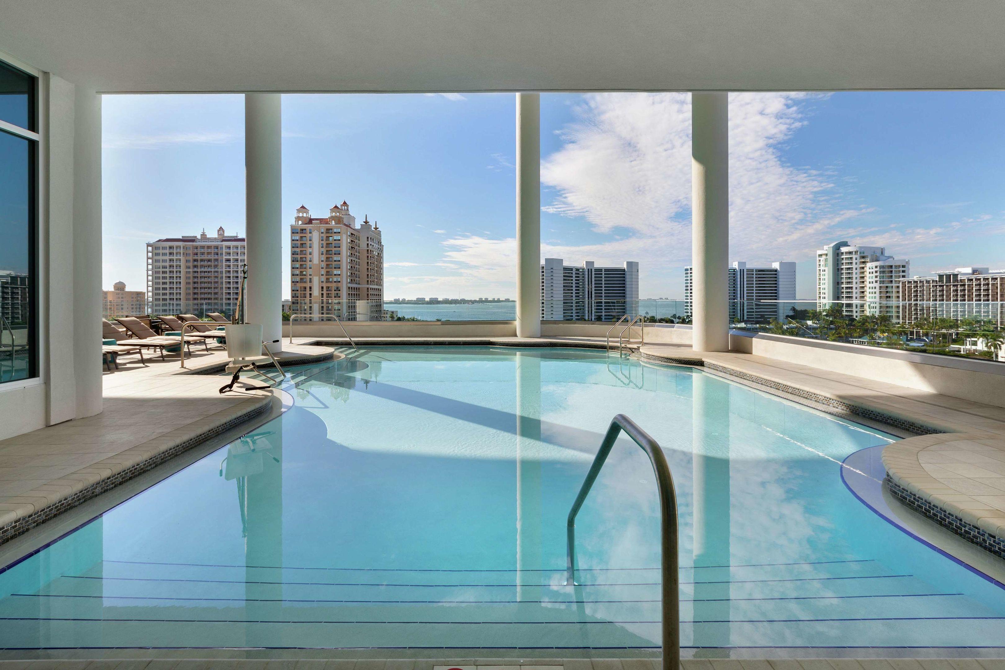 Embassy Suites by Hilton Sarasota — photo 4