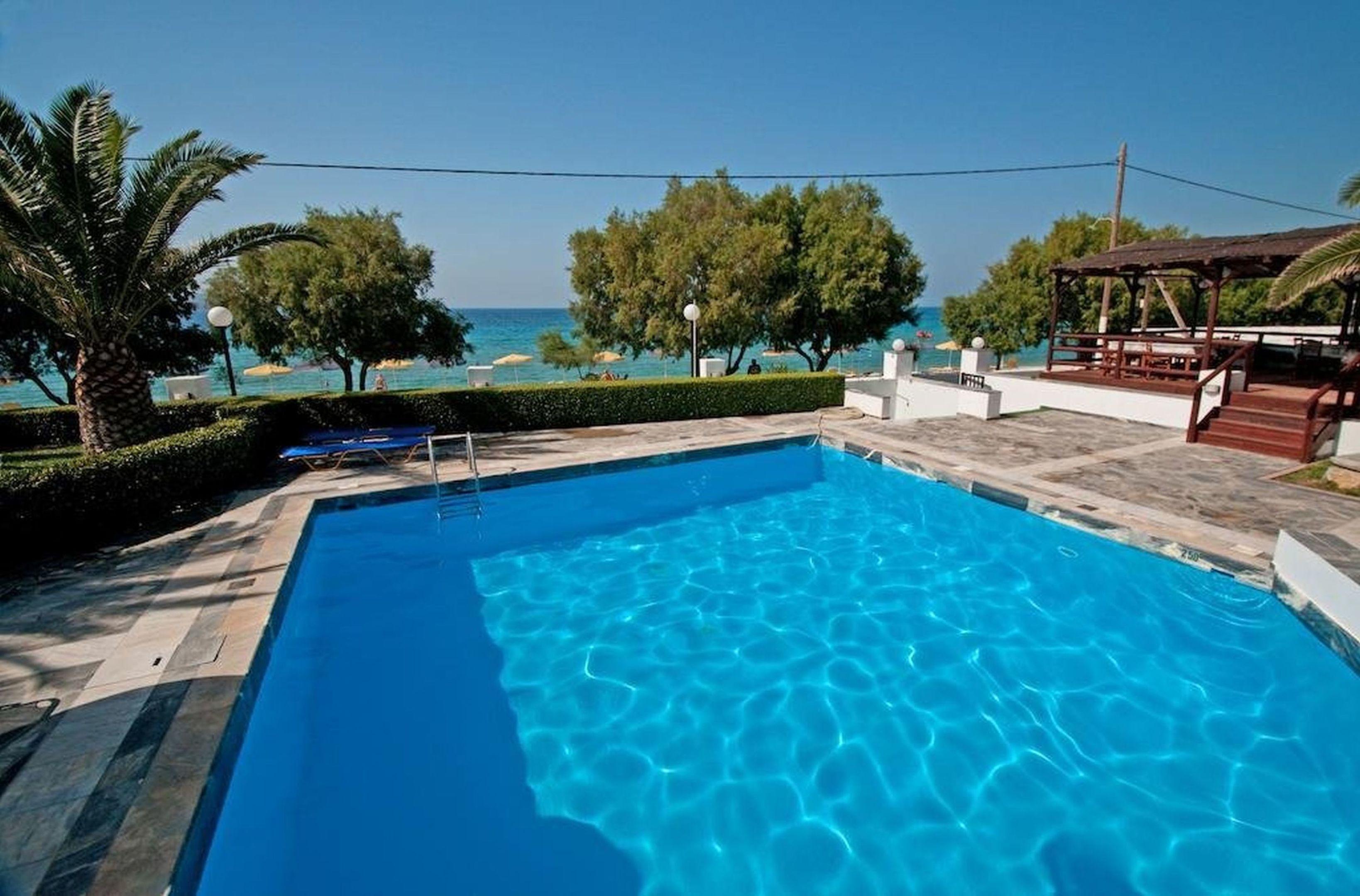 Zefiros Beach — photo 4
