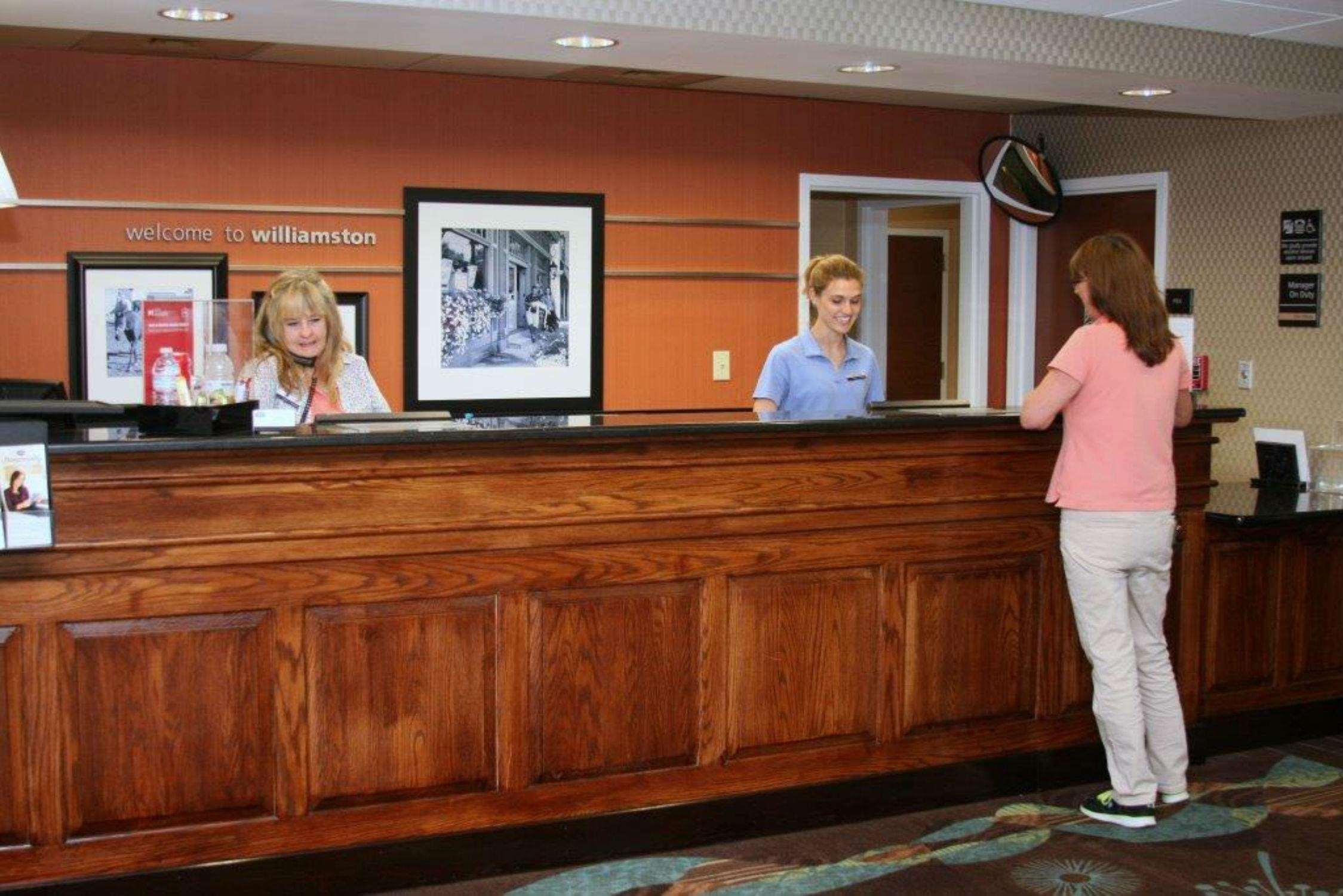 Hampton Inn Williamston — photo 4