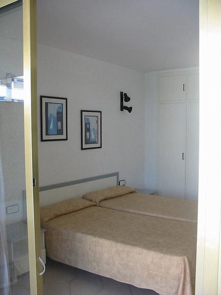 Ona Suites Salou — photo 4