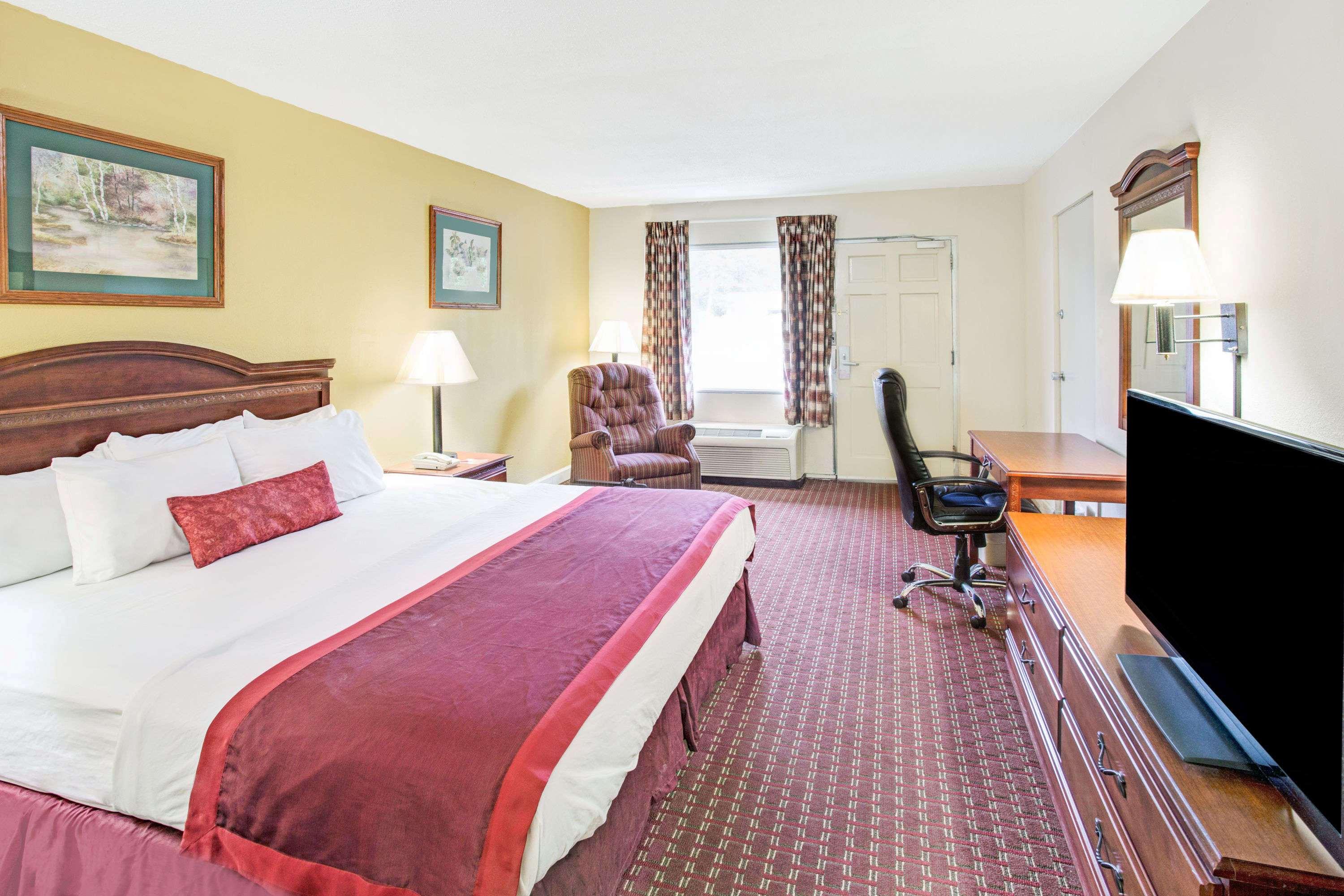 Ramada by Wyndham Walterboro — photo 3