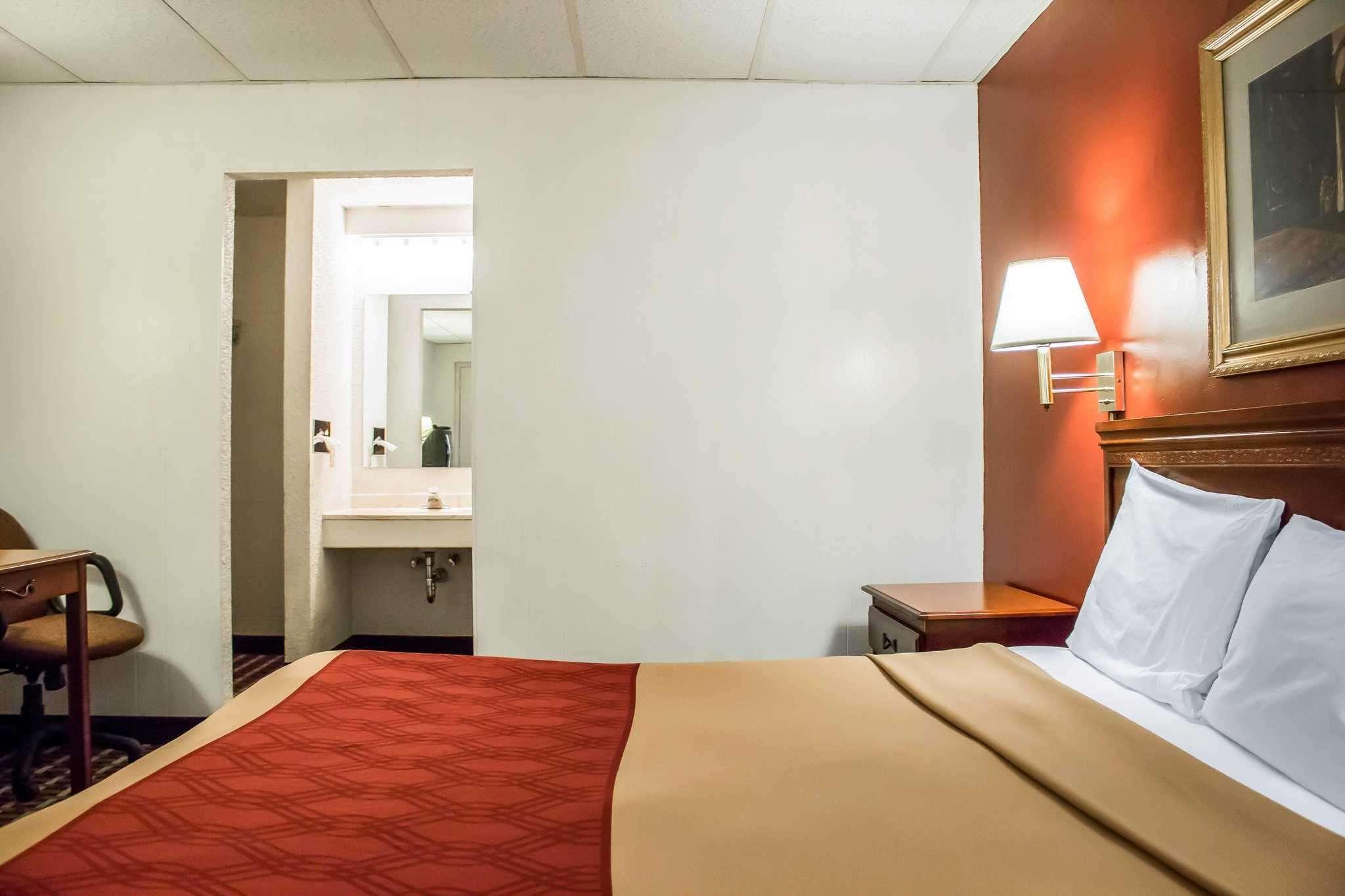 Econo Lodge Williamsport — photo 3