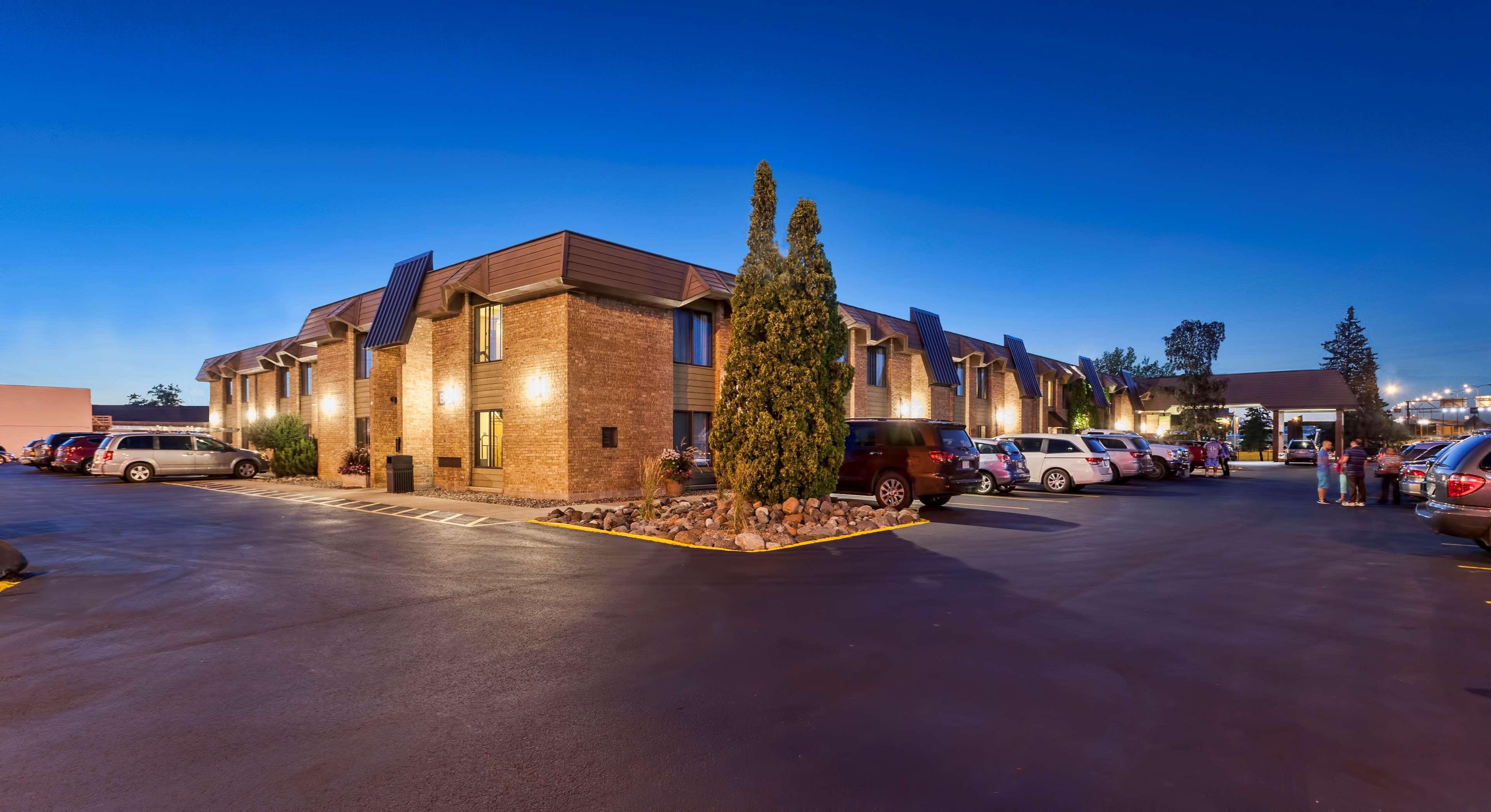Best Western Bridgeview Hotel — photo 4