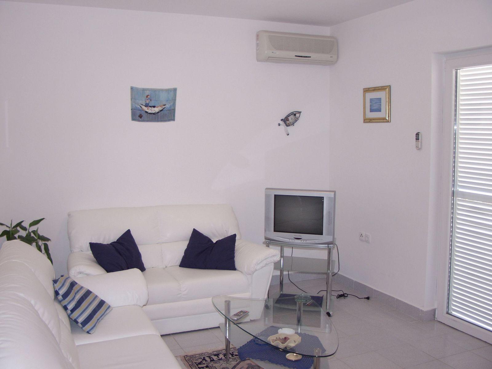 Apartments Silvia — photo 3