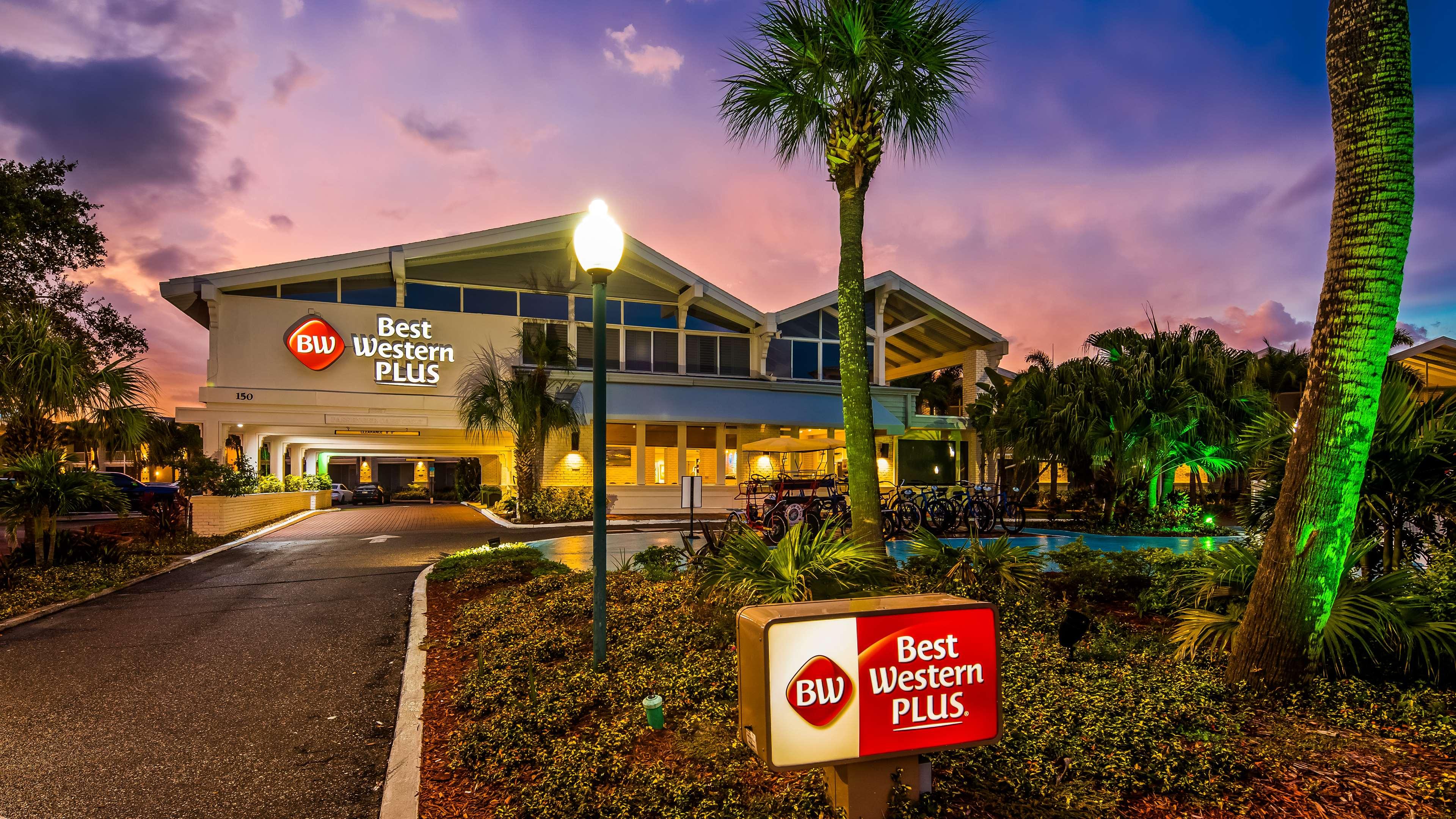 Best Western Plus Yacht Harbor Inn — photo 3