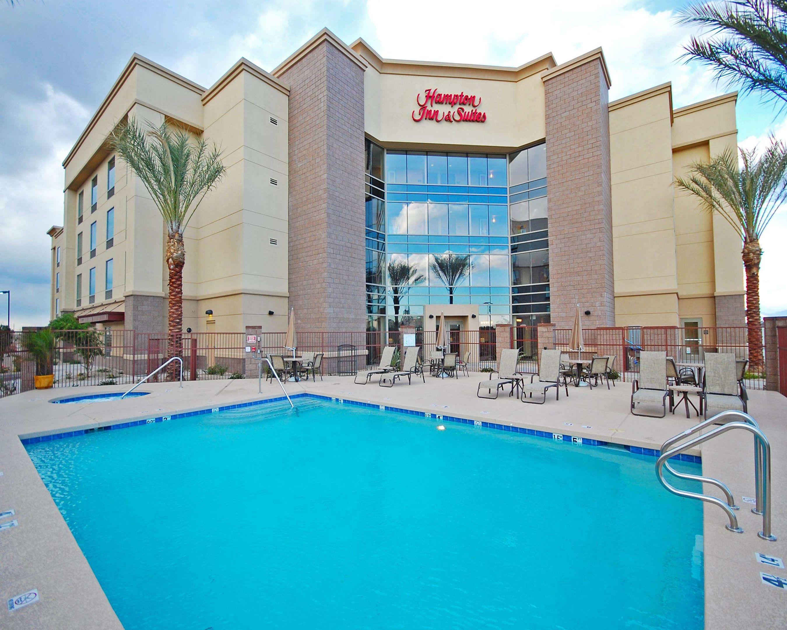 Hampton Inn - Suites Phoenix-Gilbert — photo 4