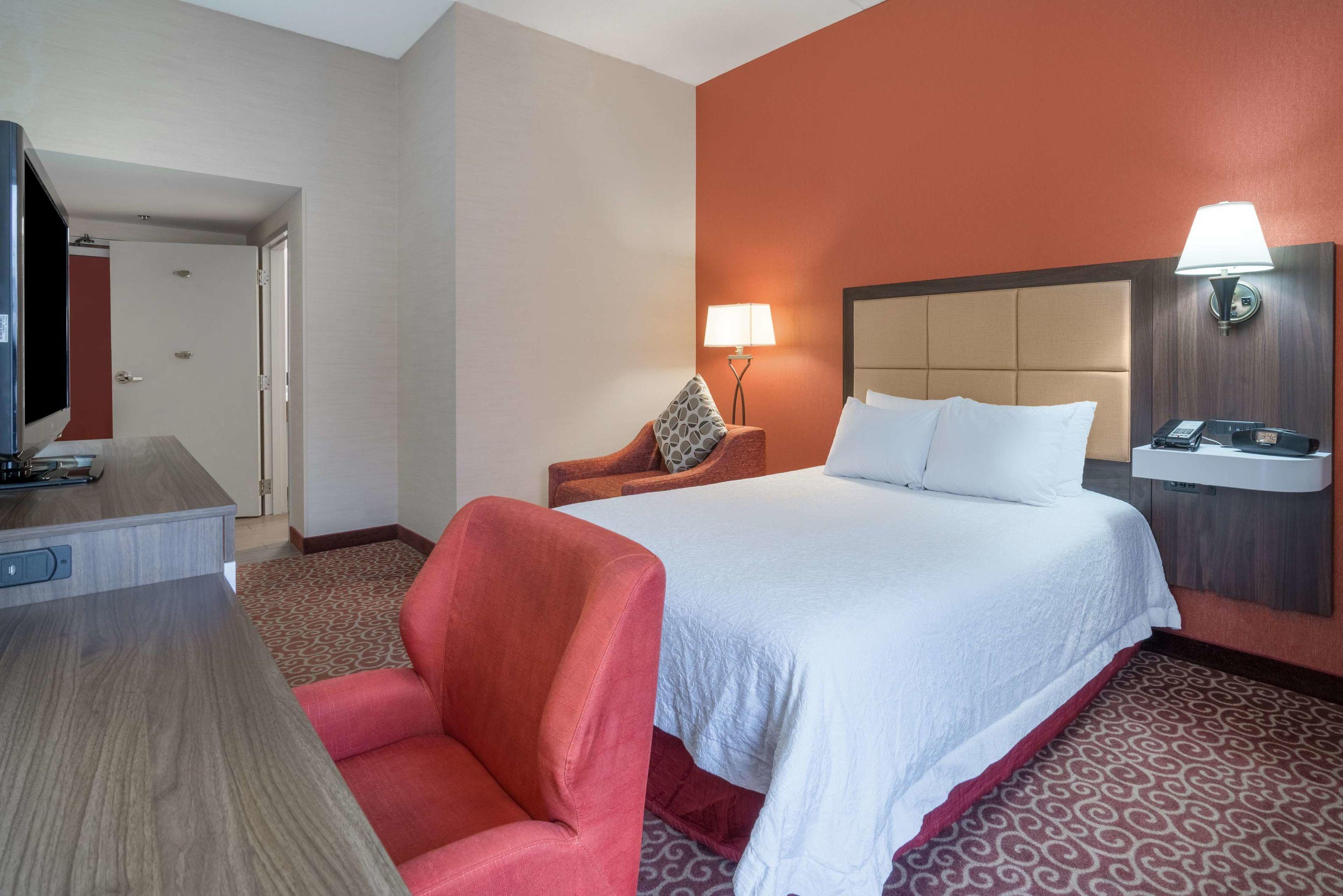 Hampton Inn Frostburg — photo 5