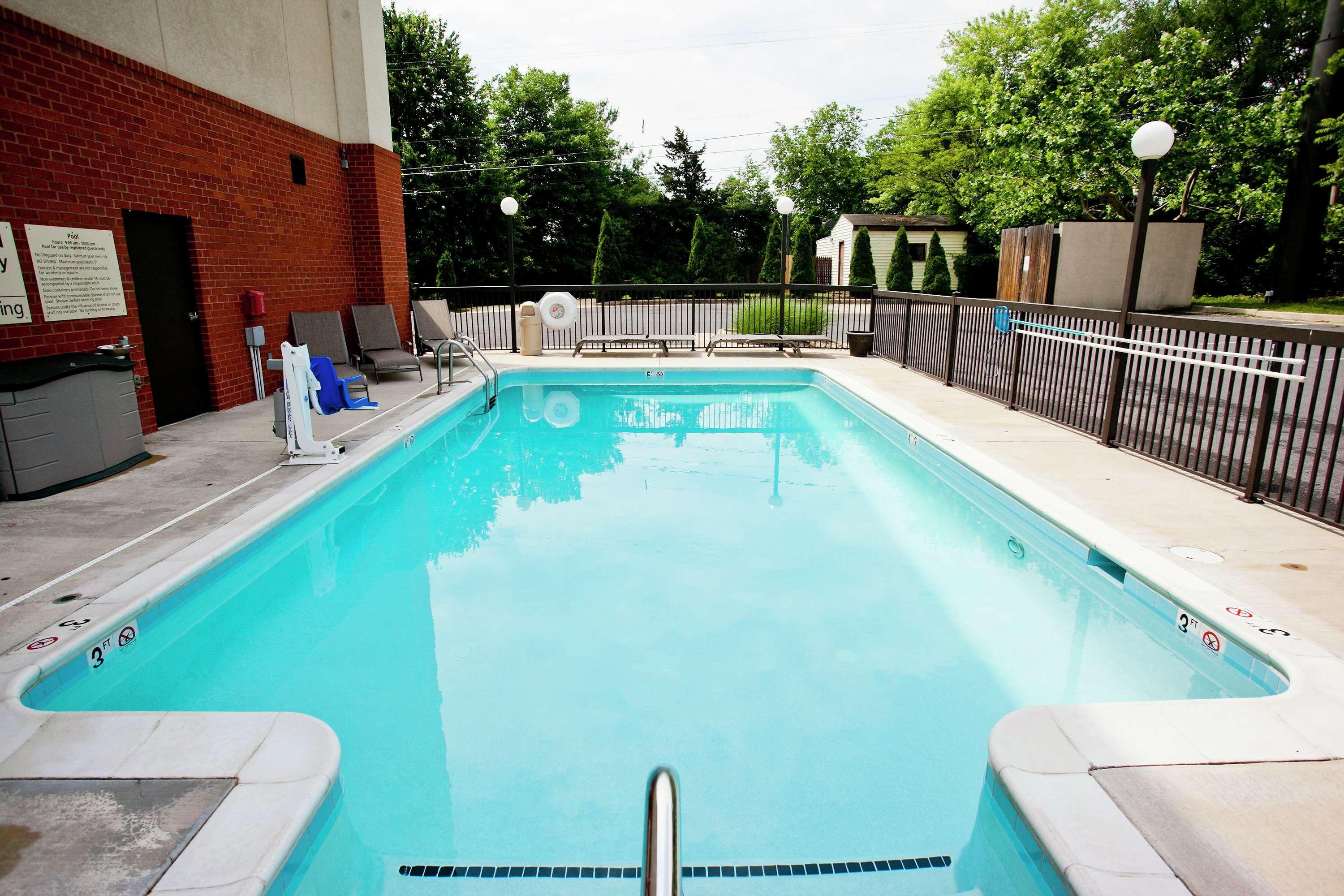 Hampton Inn Inwood — photo 4