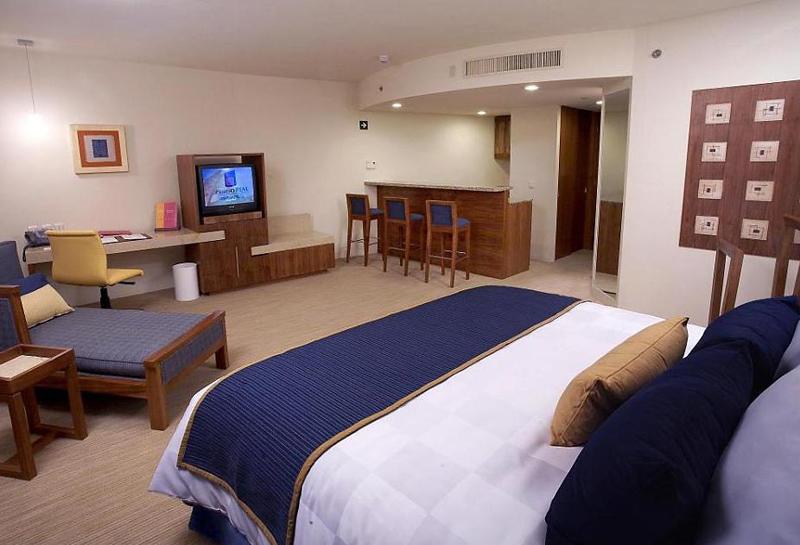 Real Inn Guadalajara Expo — photo 4