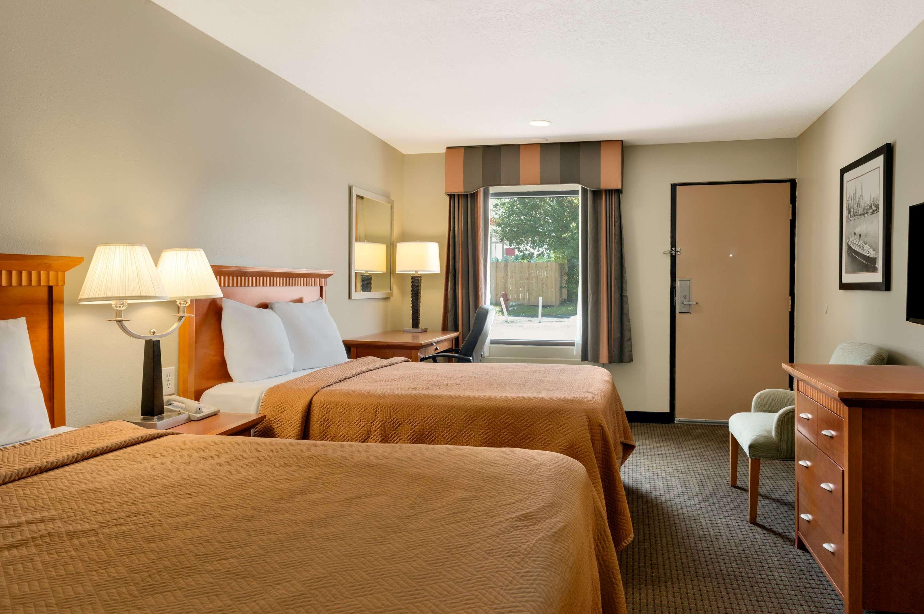 Travelodge Inn & Suites Jacksonville Airport — photo 5