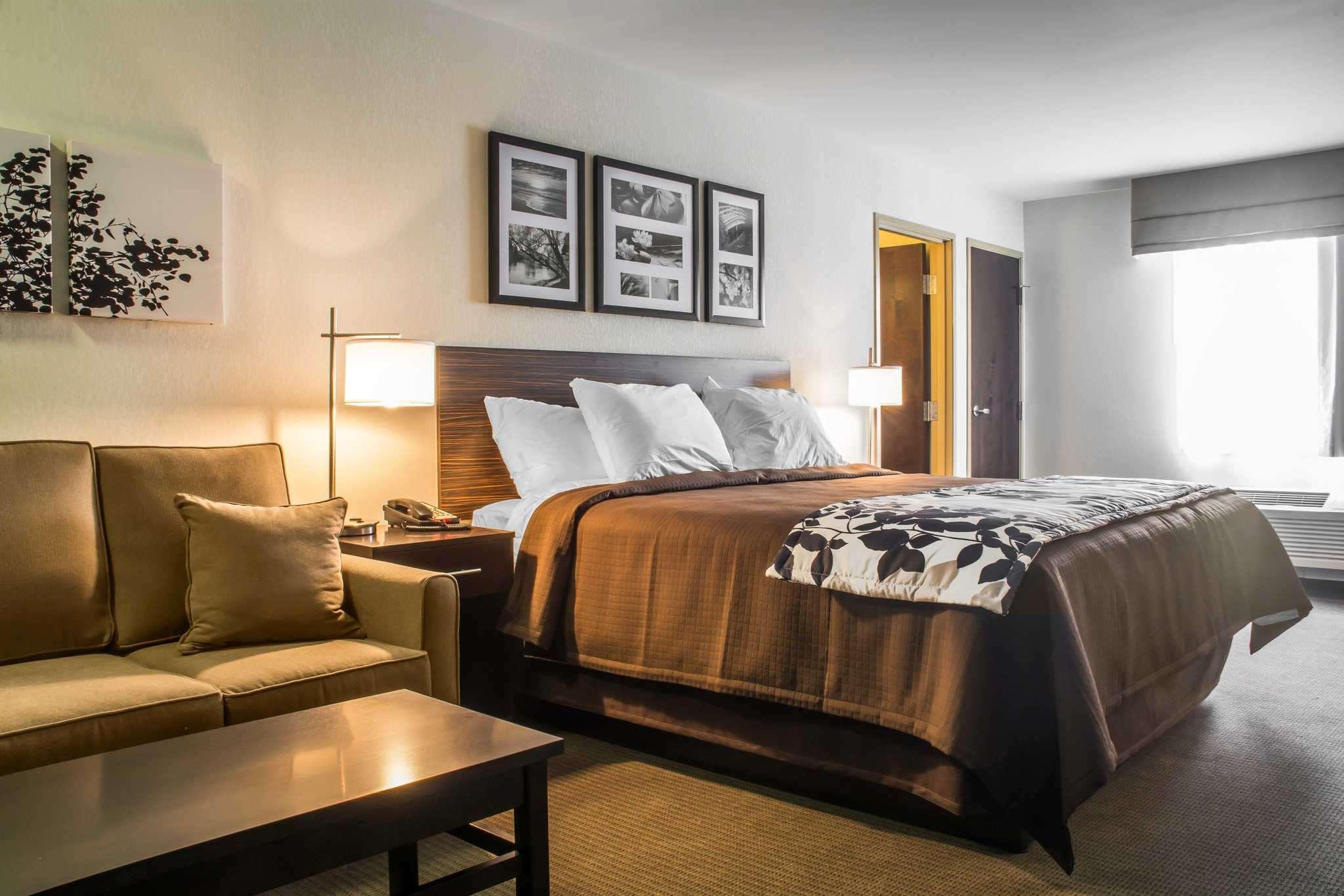 Sleep Inn & Suites Airport — photo 4