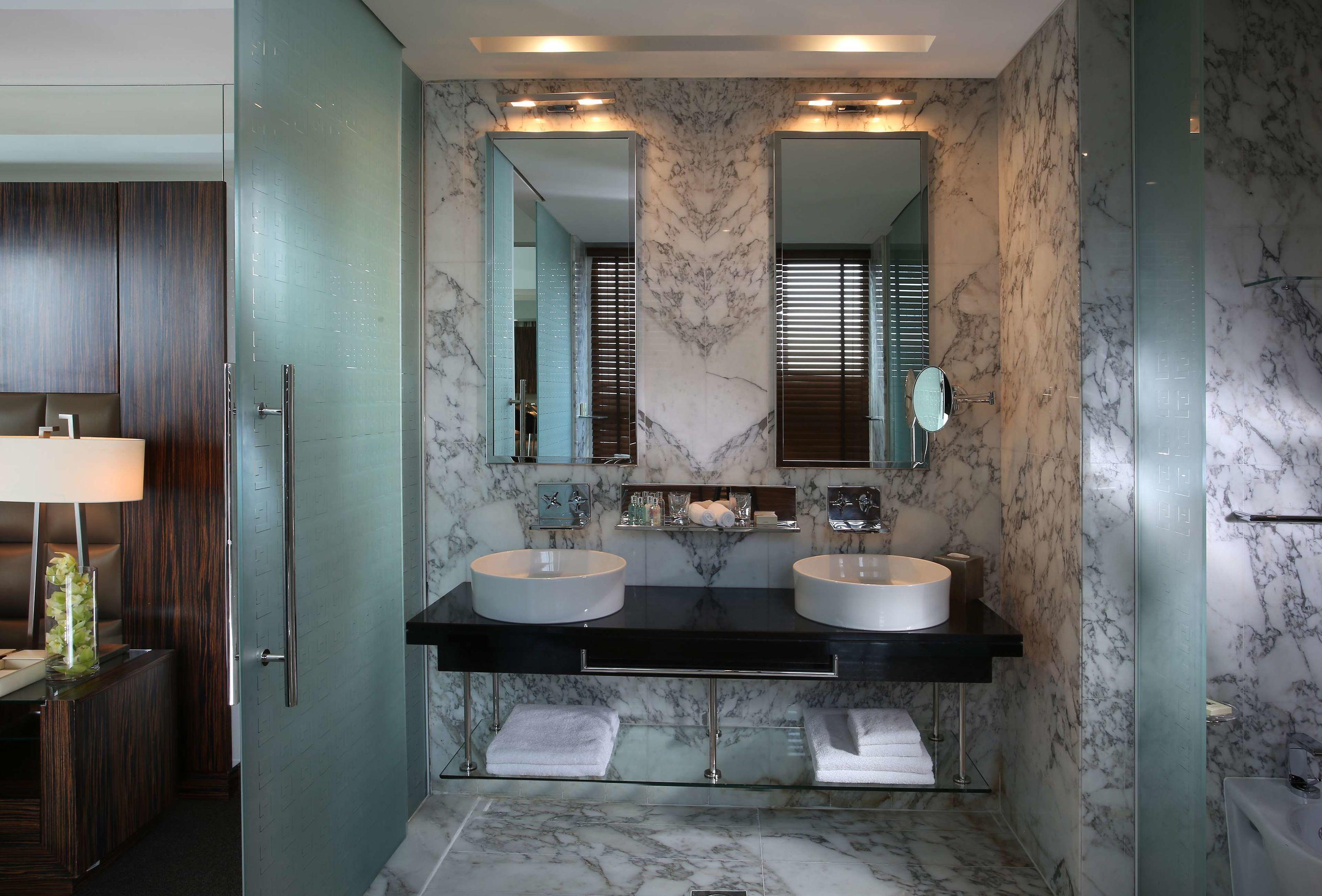 Bonnington Jumeirah Lakes Towers — photo 4