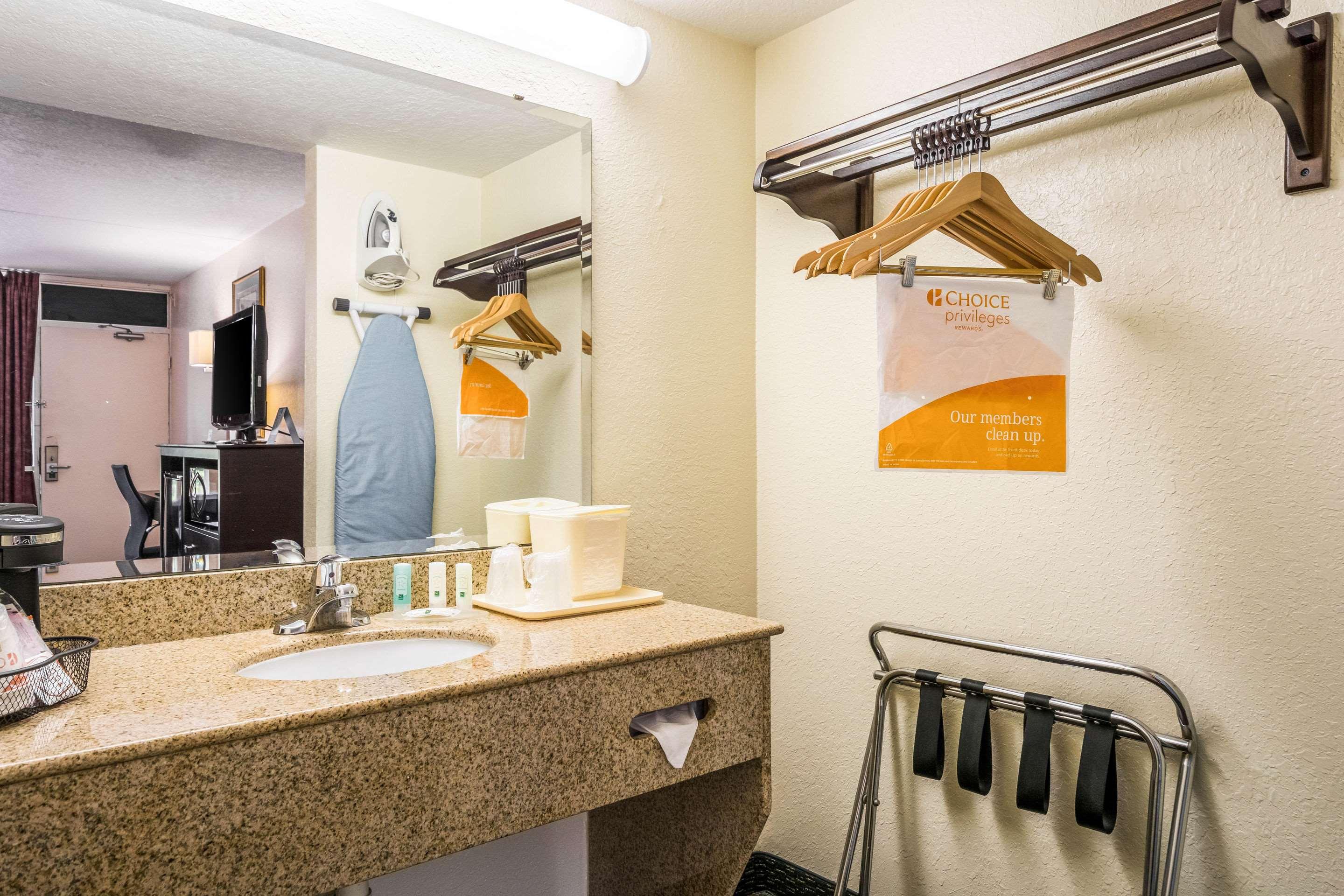 Quality Inn Bradenton - Sarasota North — photo 3
