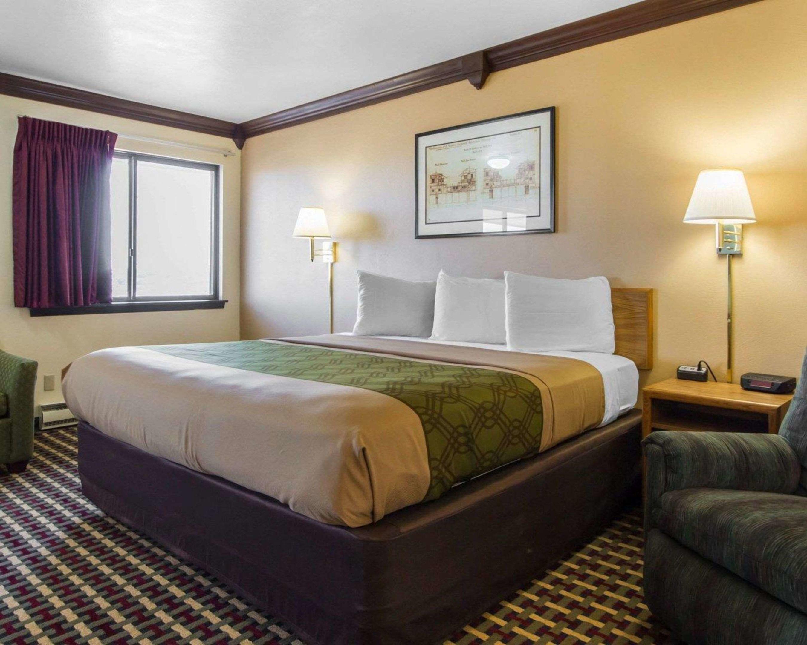 Econo Lodge Madison — photo 5