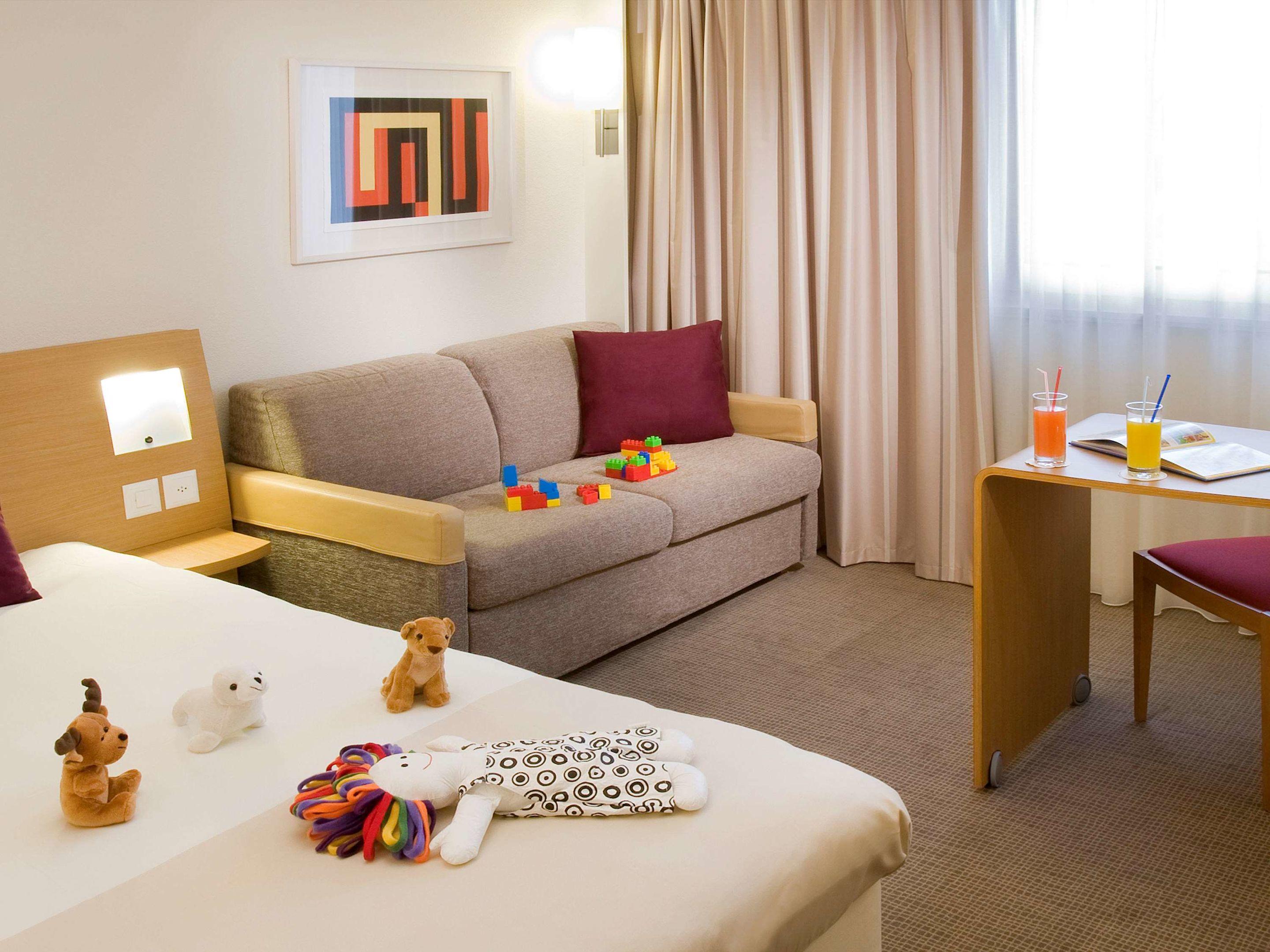 Novotel Zurich Airport Messe — photo 3