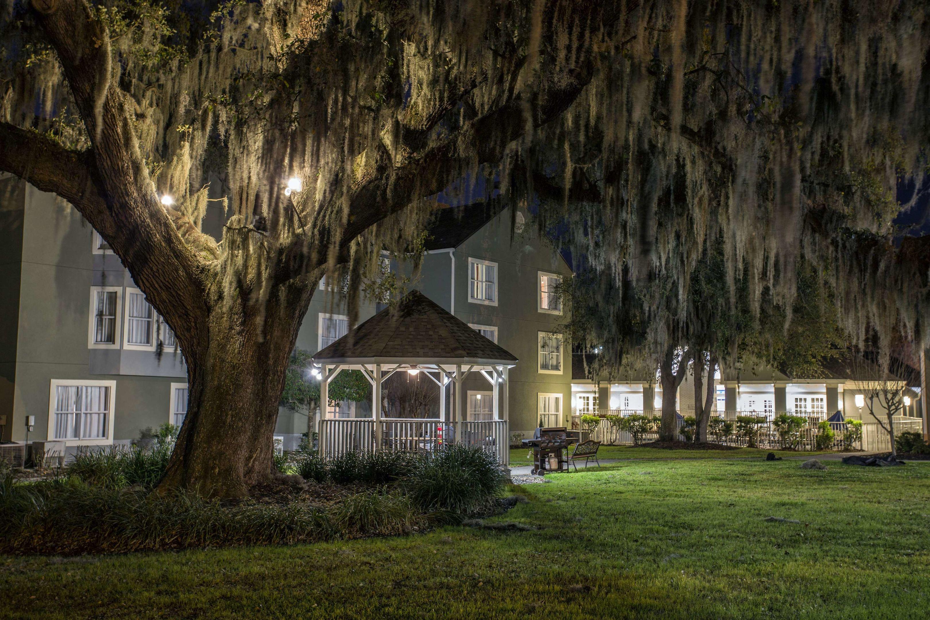Homewood Suites by Hilton Savannah — photo 3