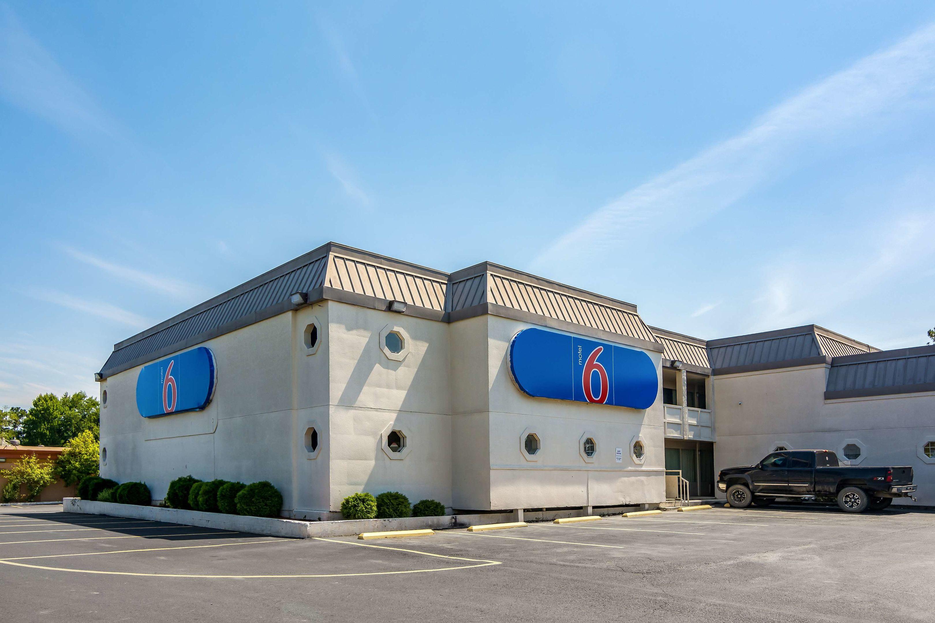 Motel 6 Durham — photo 4