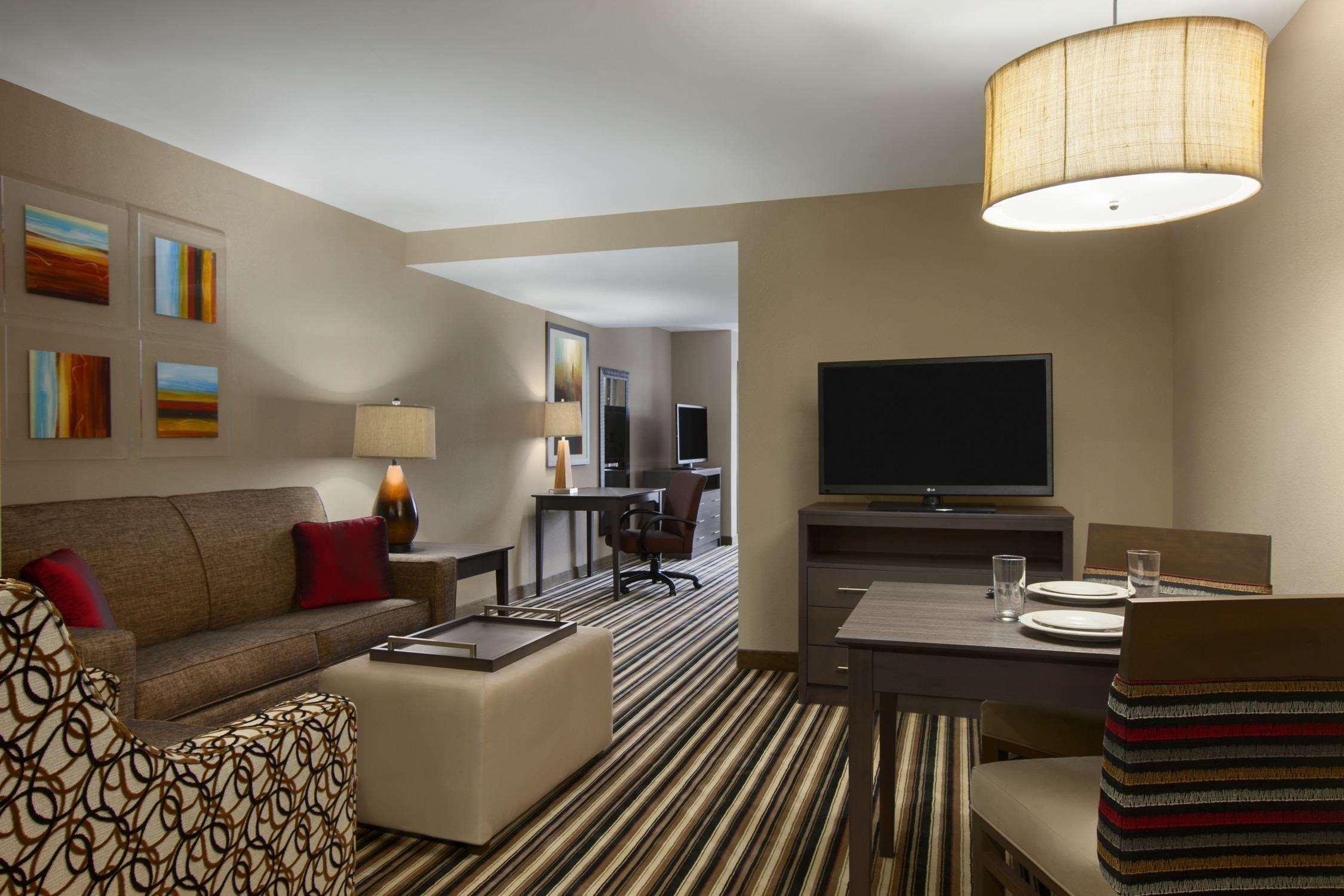 Homewood Suites by Hilton Columbus/OSU — photo 4