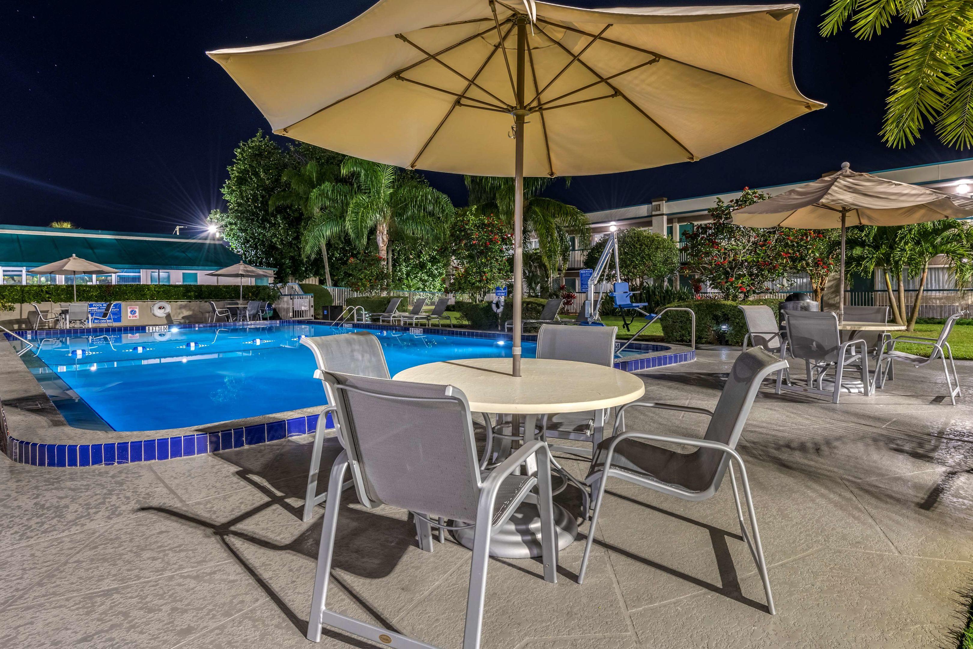 Best Western Downtown Stuart — photo 4