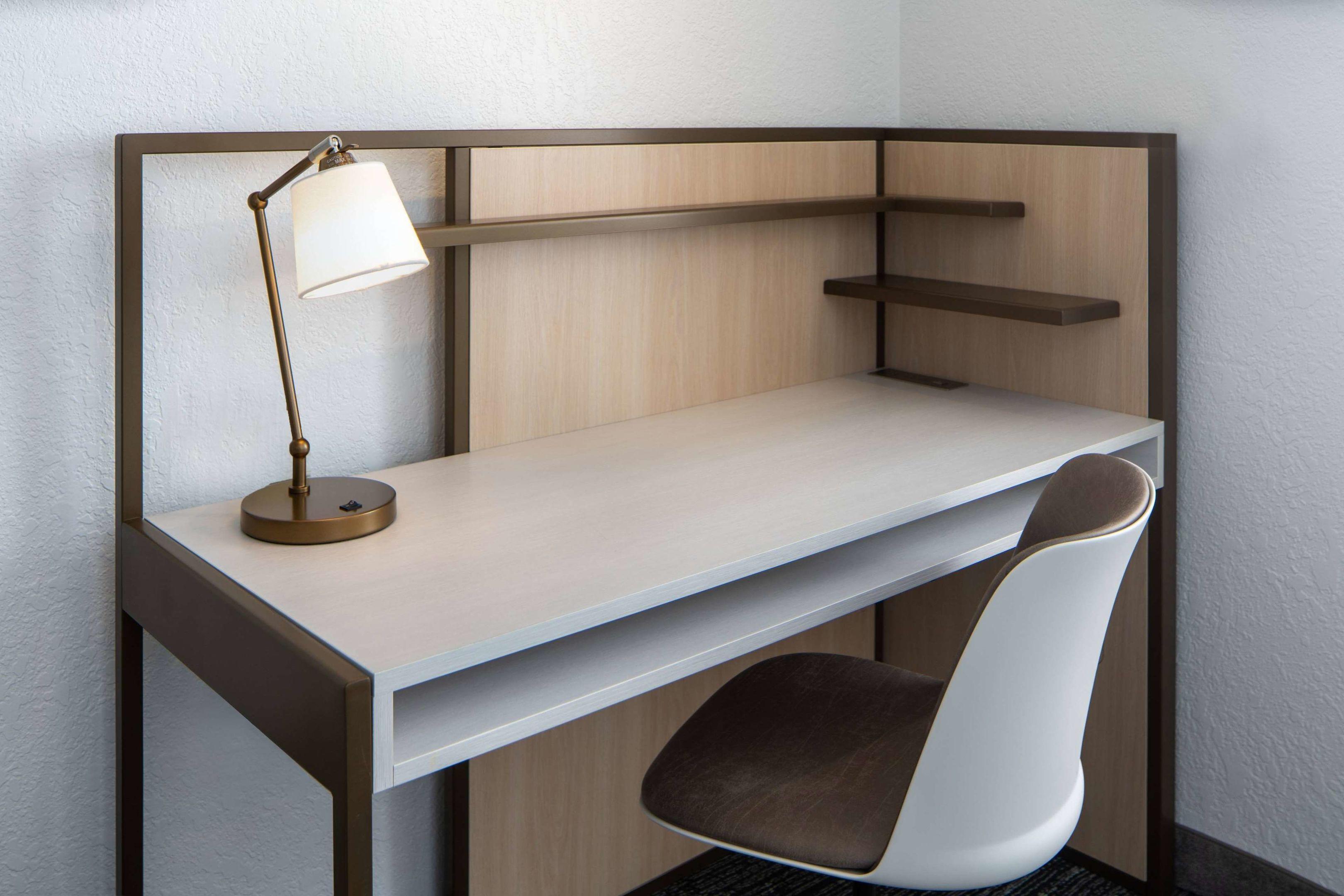 Sonesta Simply Suites Falls Church — photo 5