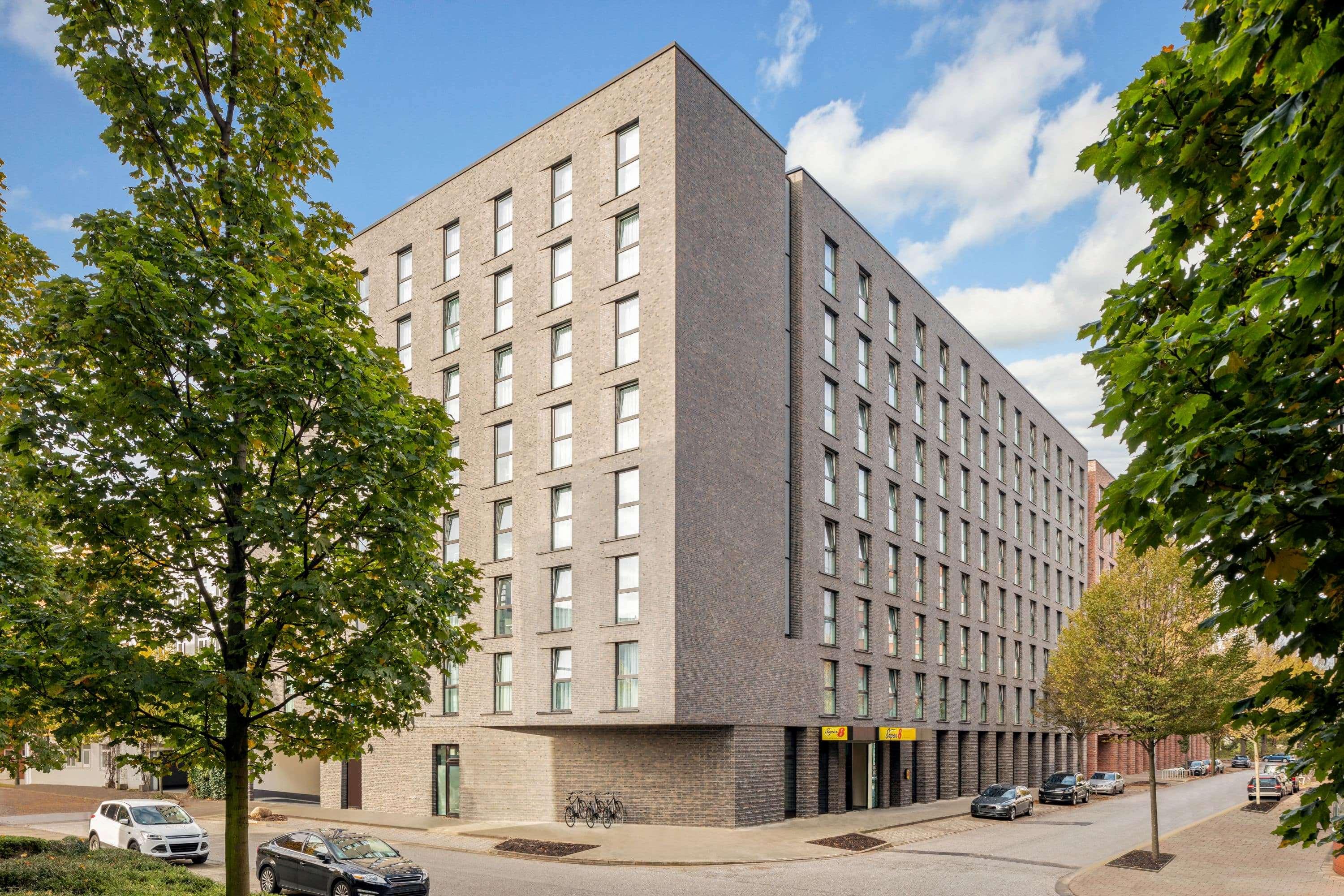 Super 8 by Wyndham Hamburg Mitte — photo 4