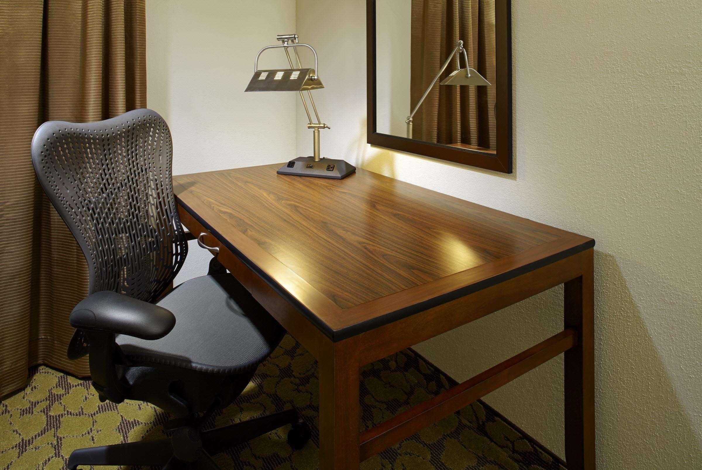 Hilton Garden Inn Roanoke — photo 5