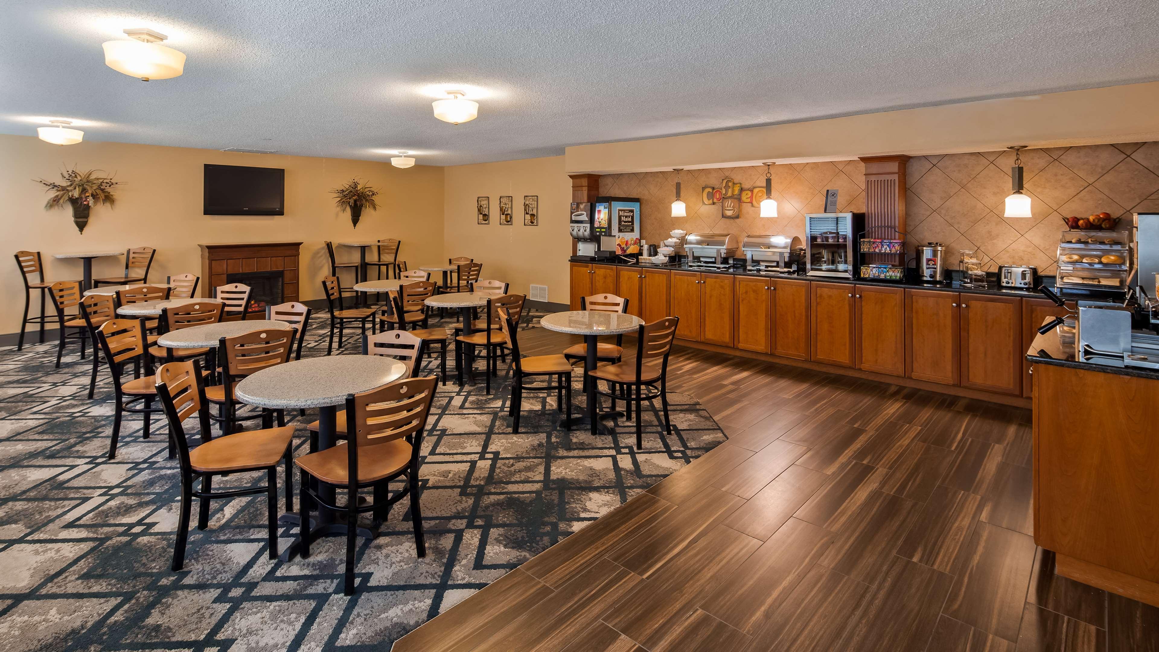 Best Western University Inn — photo 4